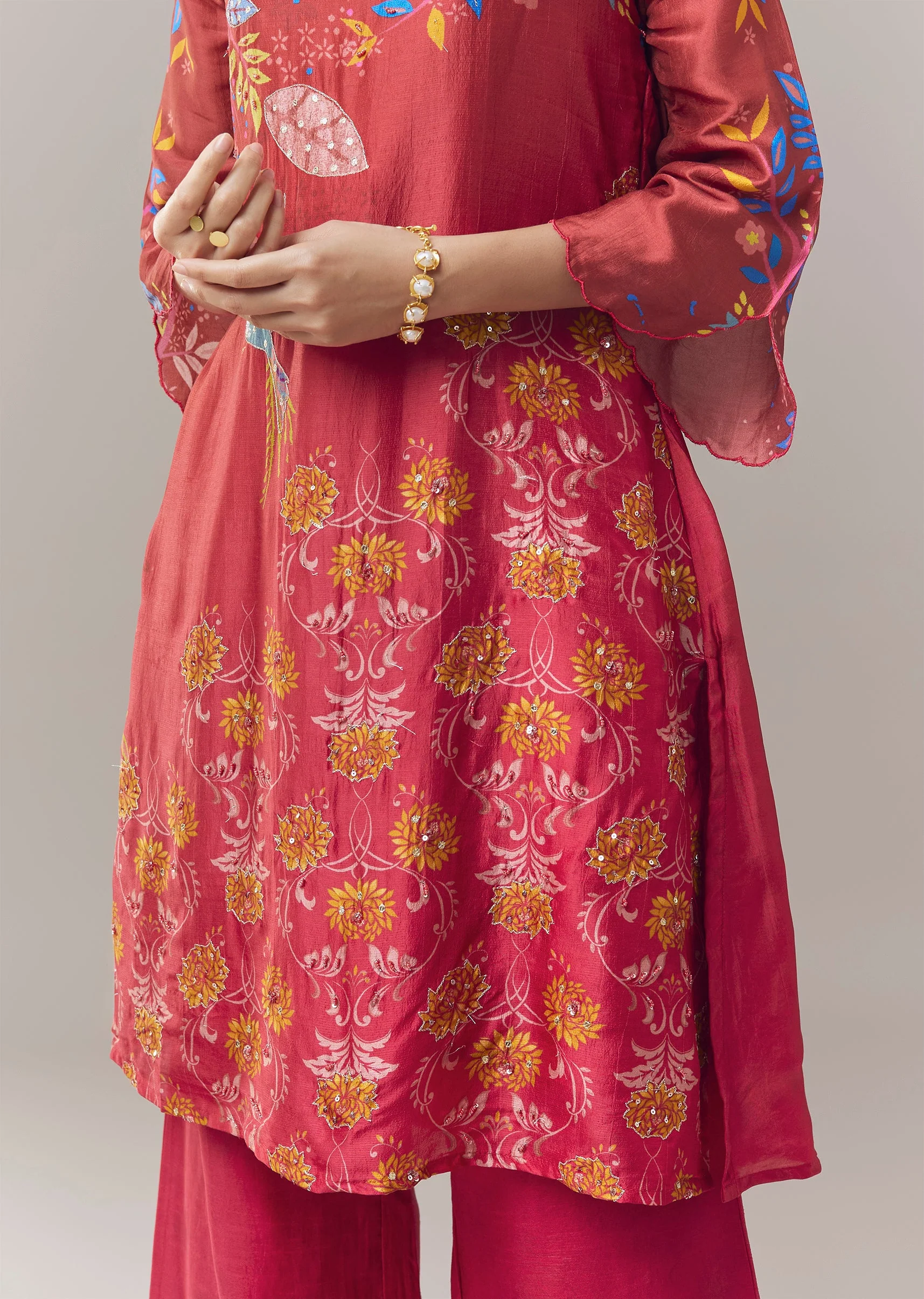 Pink Coord Set Kurti In Floral Print With Beads Zari And Sequins Work - Image 2