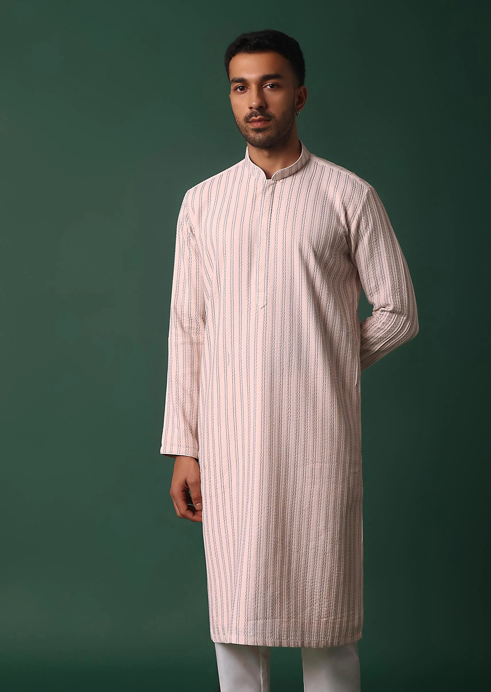 Pink Cotton Silk Kurta Set With Intricate Thread Work Embroidery - Image 4