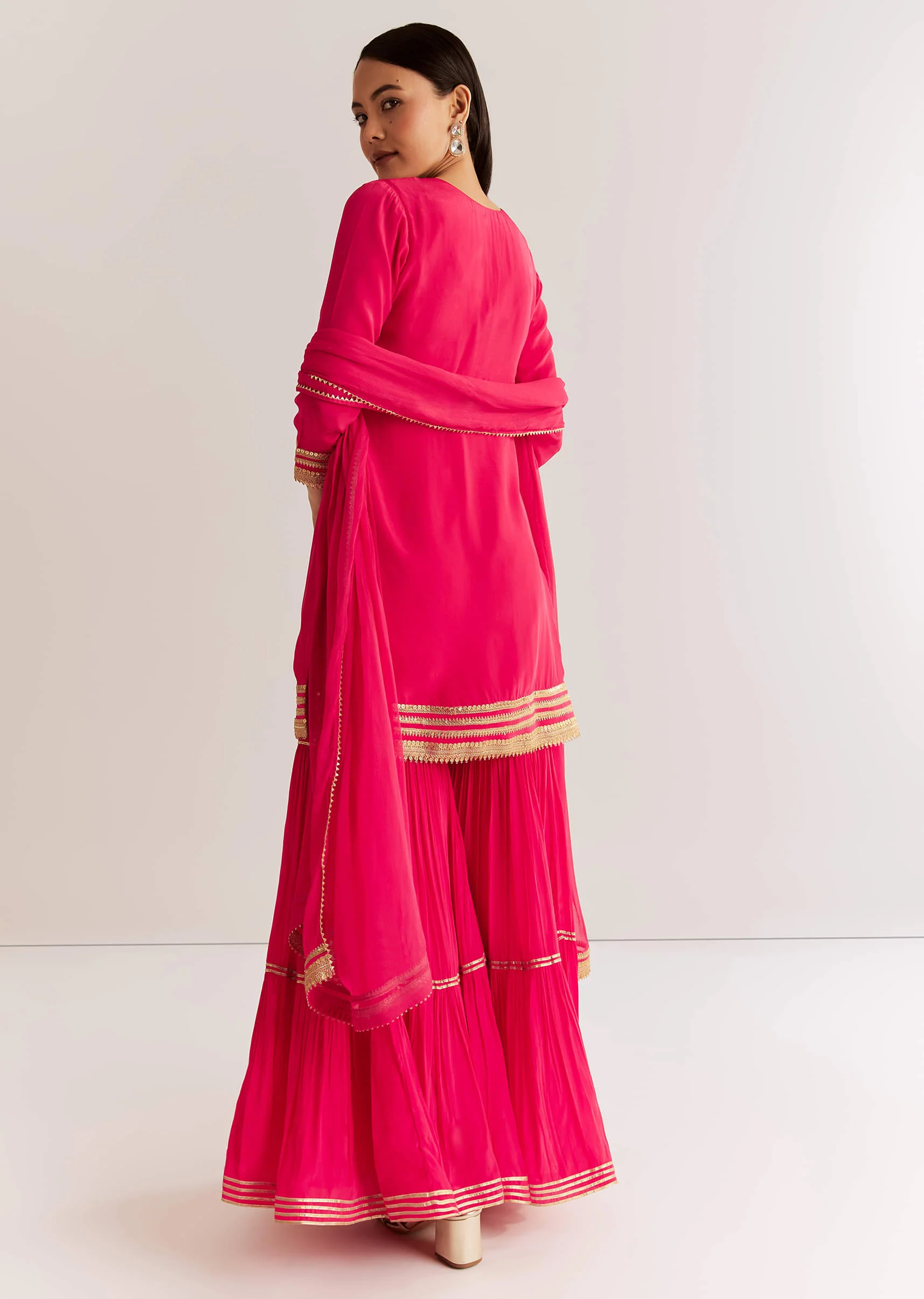 Pink Crepe Kurta Set With Zardosi And Sequins Dupatta - Image 5