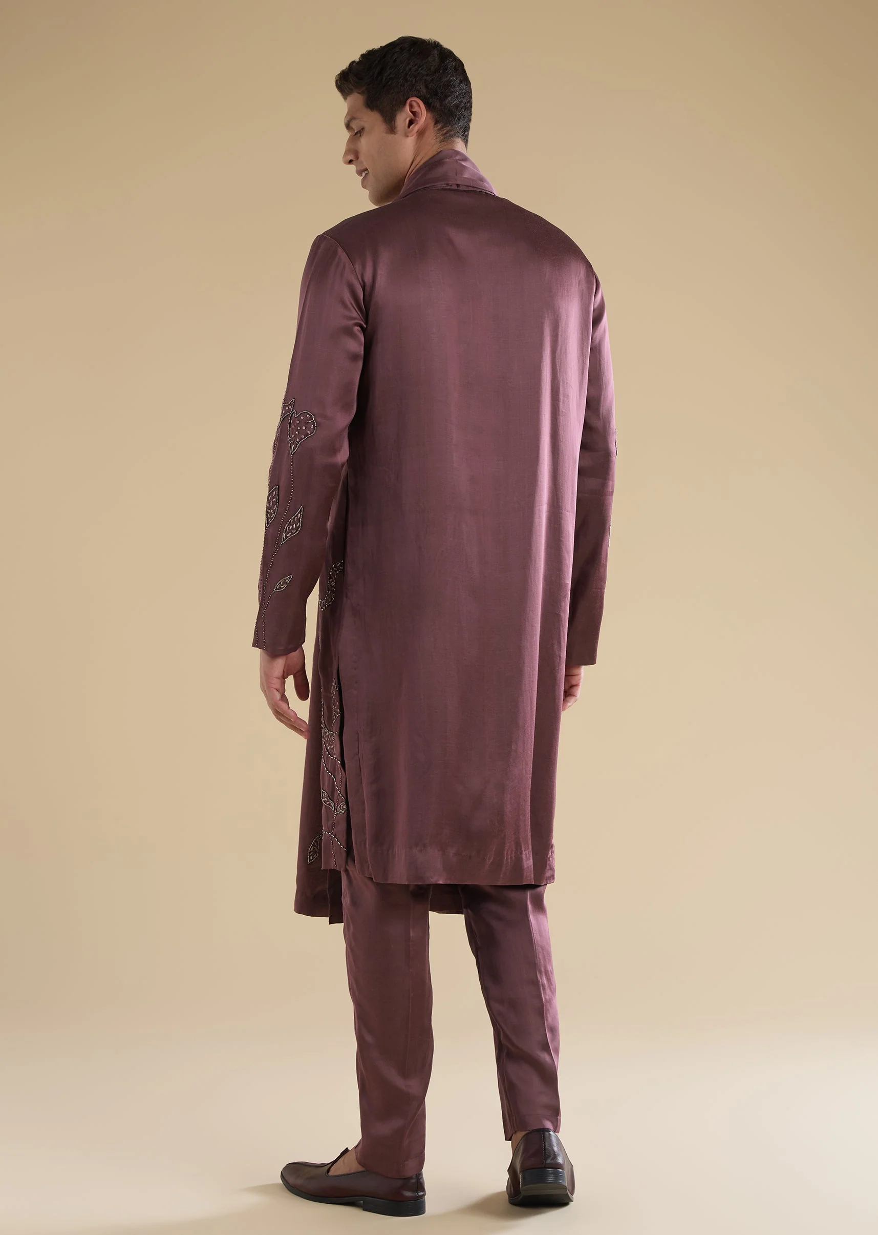 Pink Embroidered Kurta Set With Dupatta - Image 5