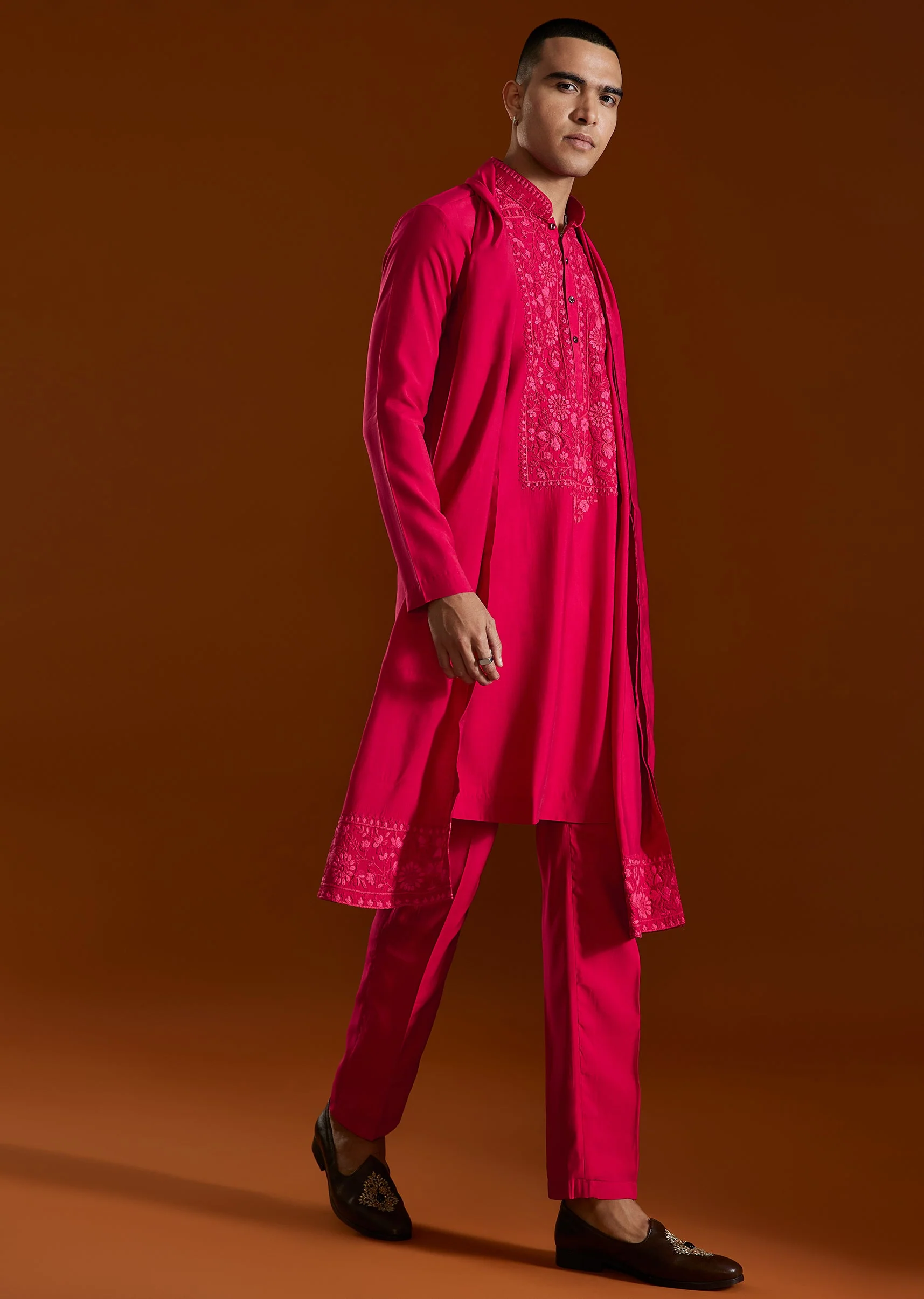 Pink Embroidered Viscose Kurta Set With Dupatta - Image 3