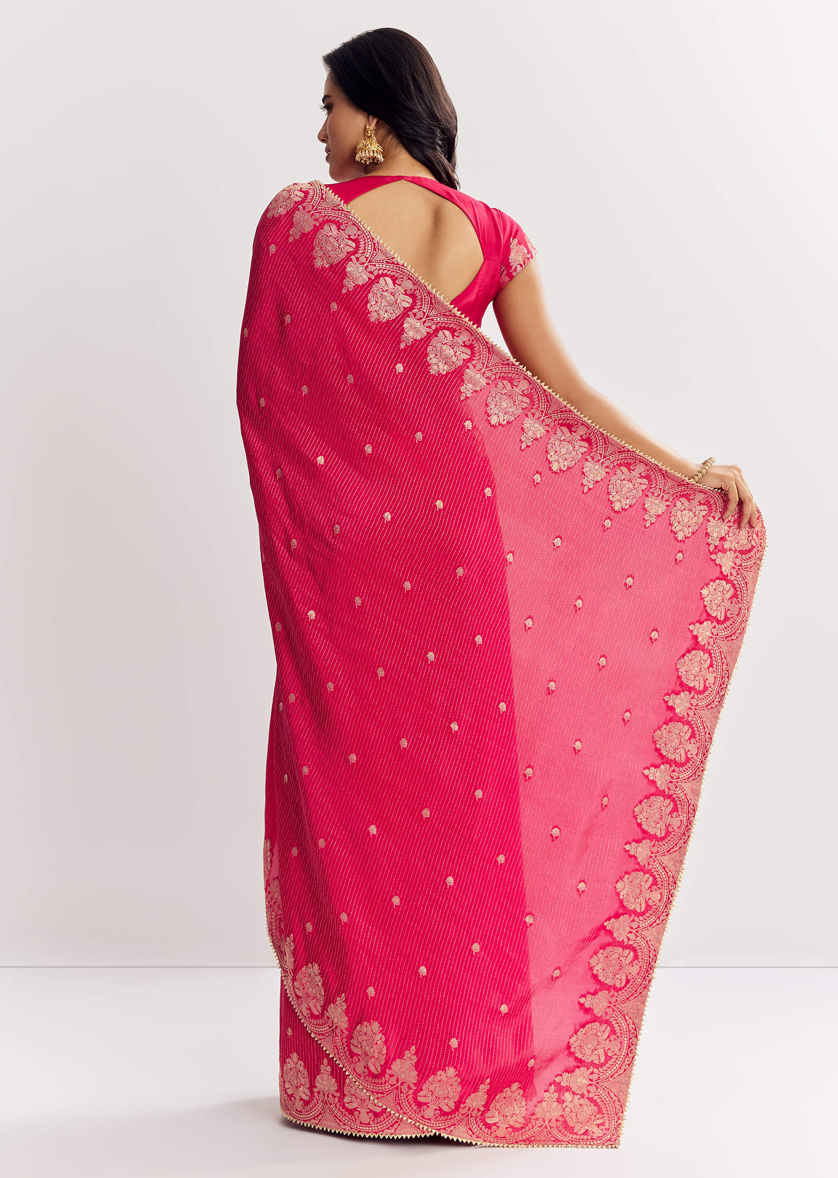 Pink Georgette Lurex Saree With Brocade Butti And Gota Patti Border - Image 6