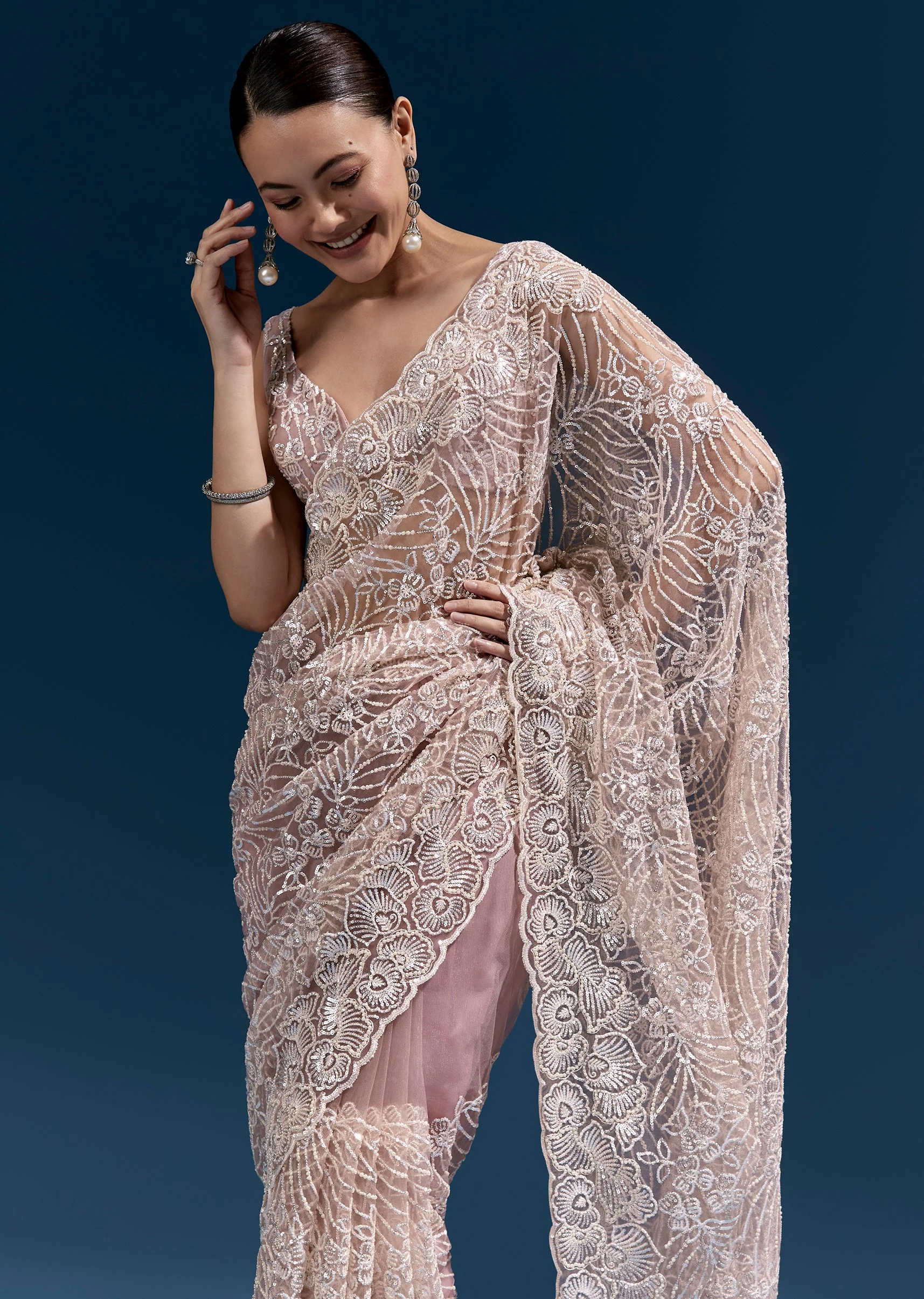 Pink Heavy Embroidered Net Saree With Cutwork Border And Floral Jaal - Image 5