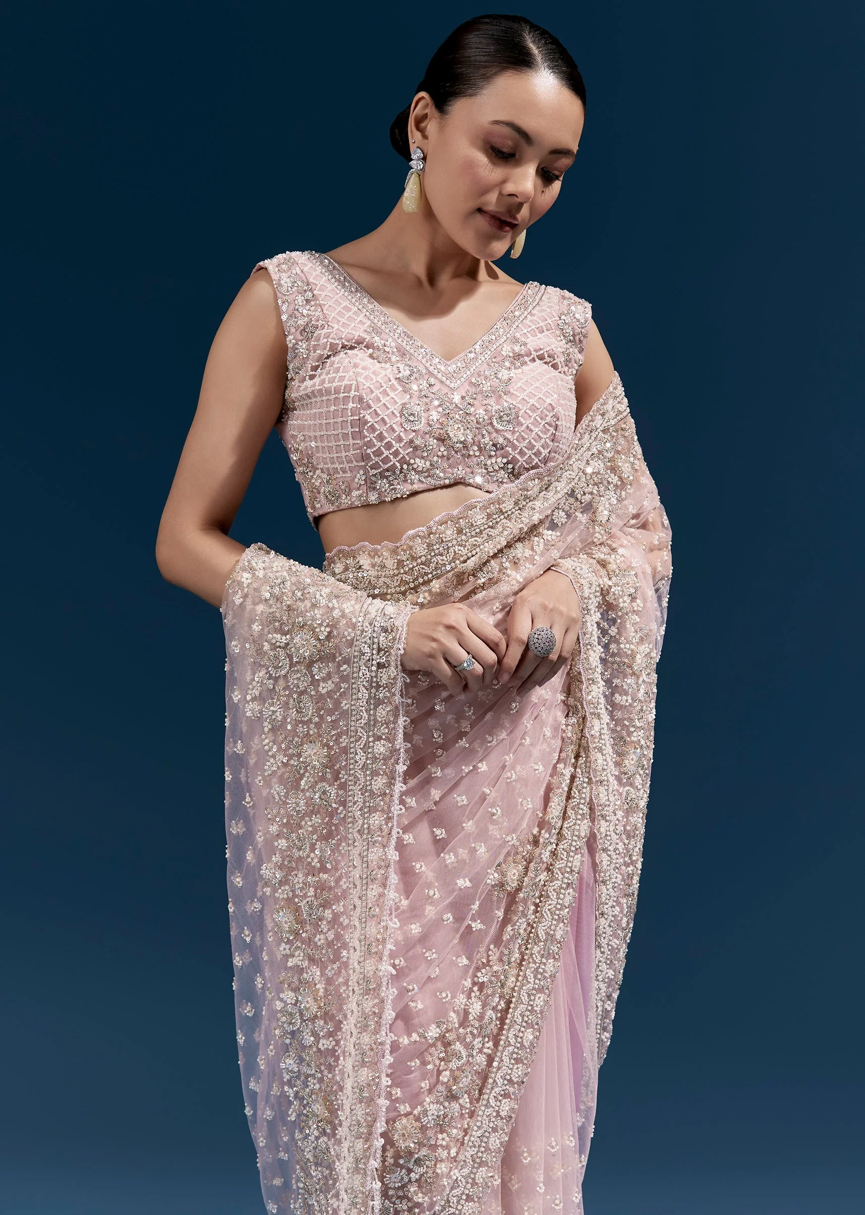 Pink Heavy Embroidered Net Saree With Scalloped Border And Tasselled Pallu - Image 5