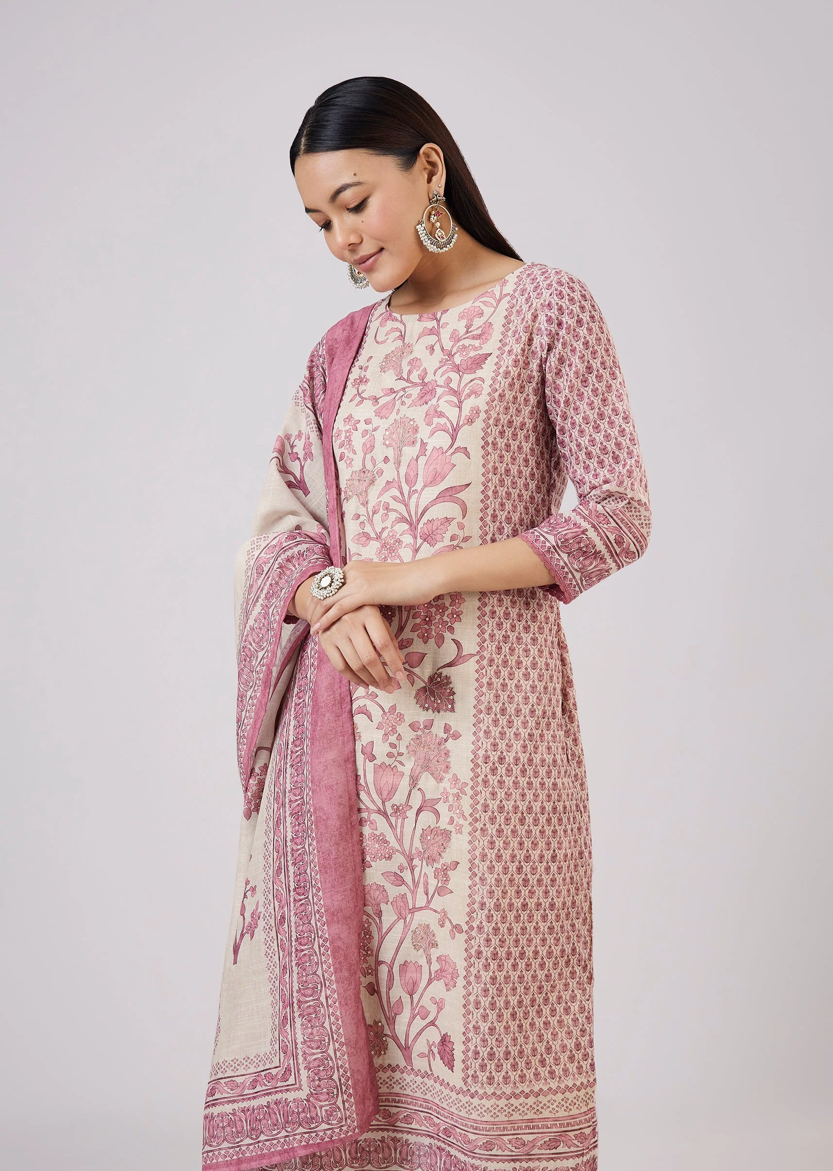 Pink Linen Kurta Set With Embellished Work - Image 4