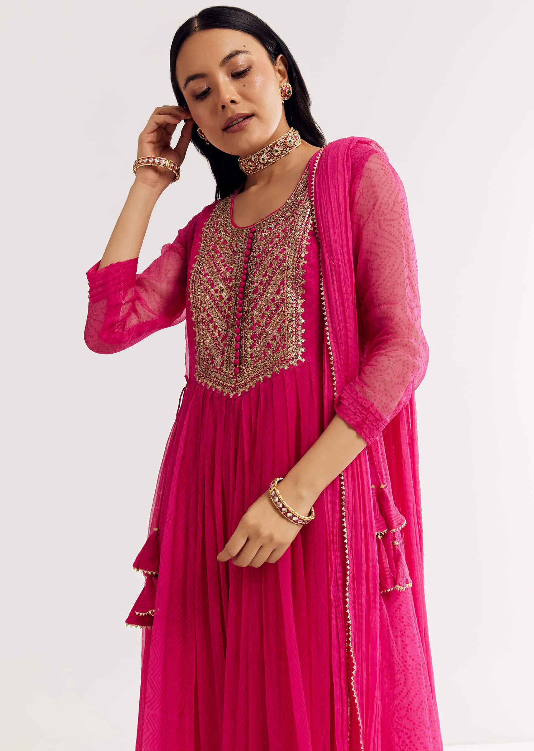 Pink Printed Chiffon Sequin Kurta Set With Dupatta - Image 3