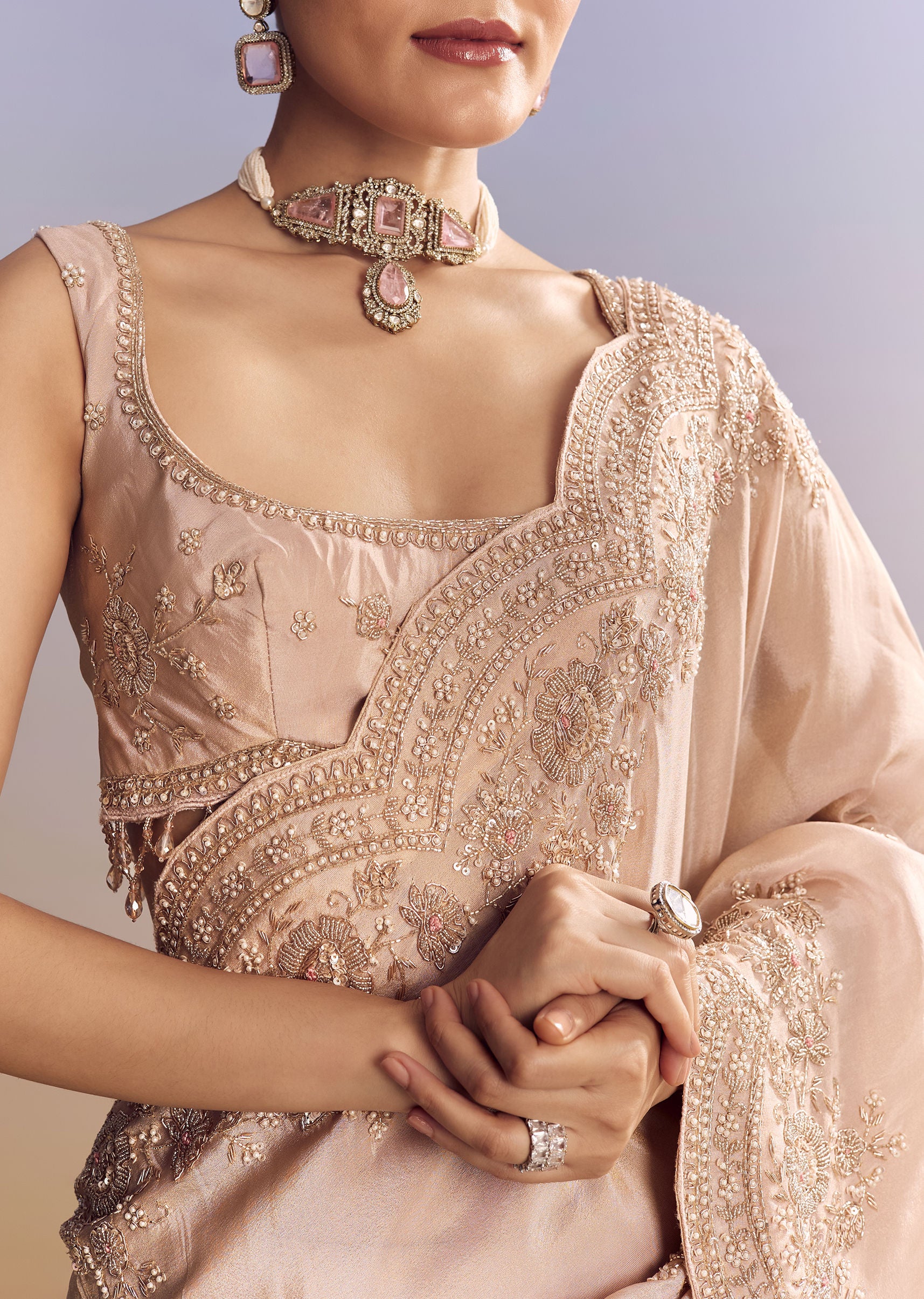Pink Tissue Saree With Scallop Border - Image 2
