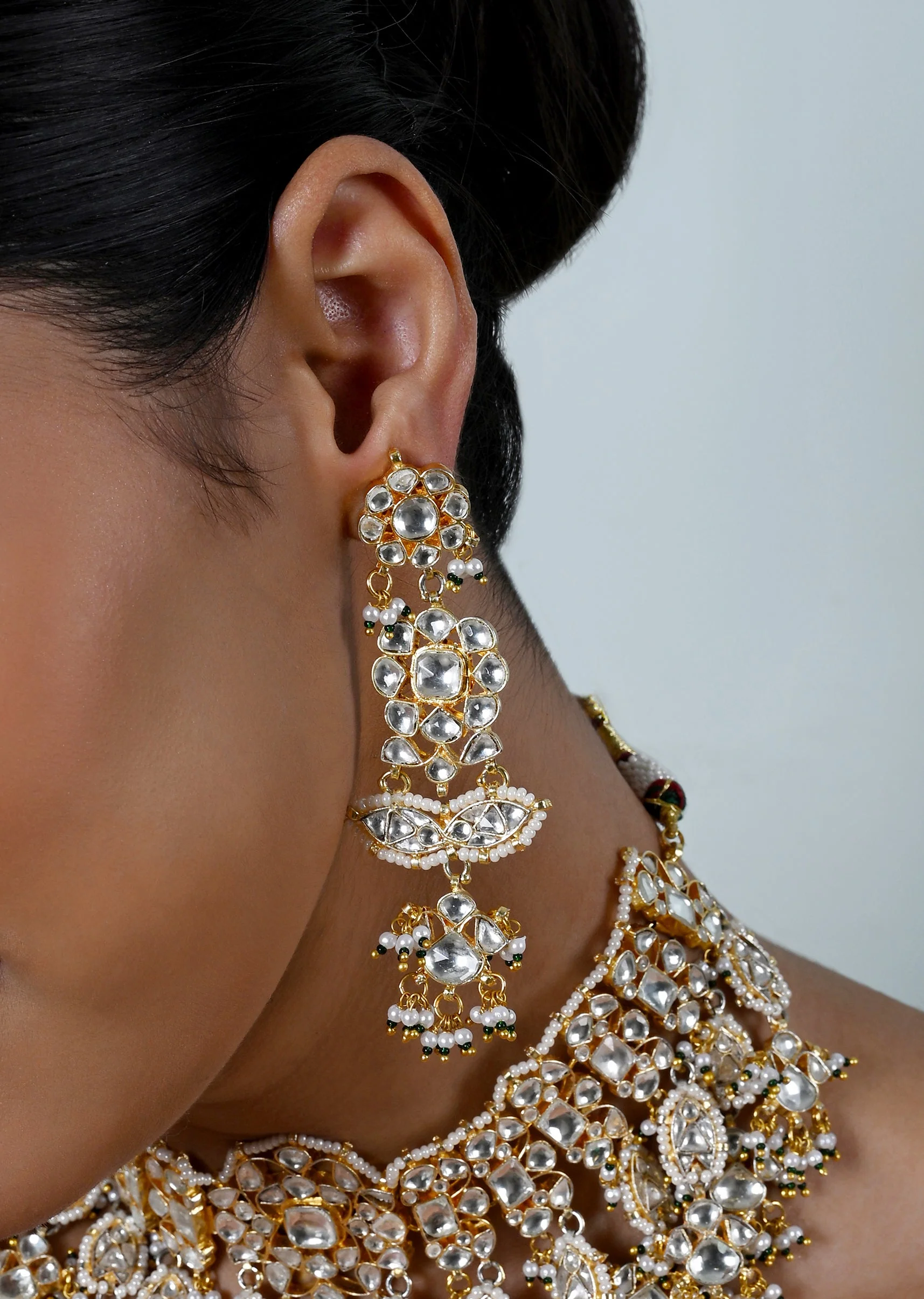 Polki Inspired Kundan Necklace Set With Earrings - Image 2