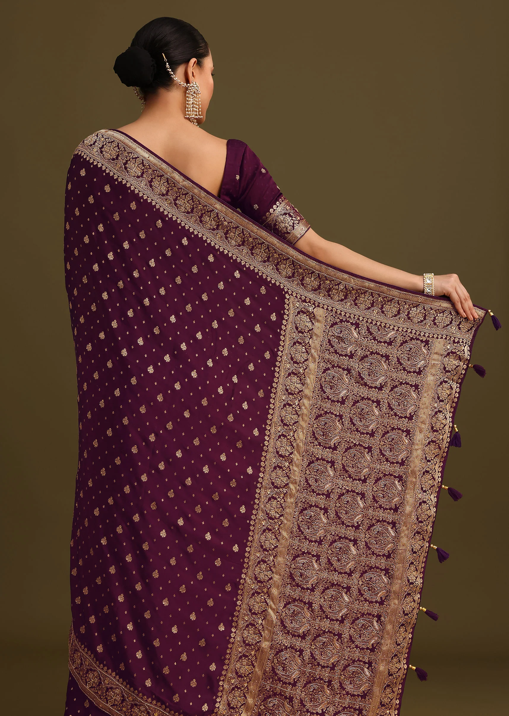 Purple Embroidered Saree With Zardosi Work And Unstitched Blouse - Image 4