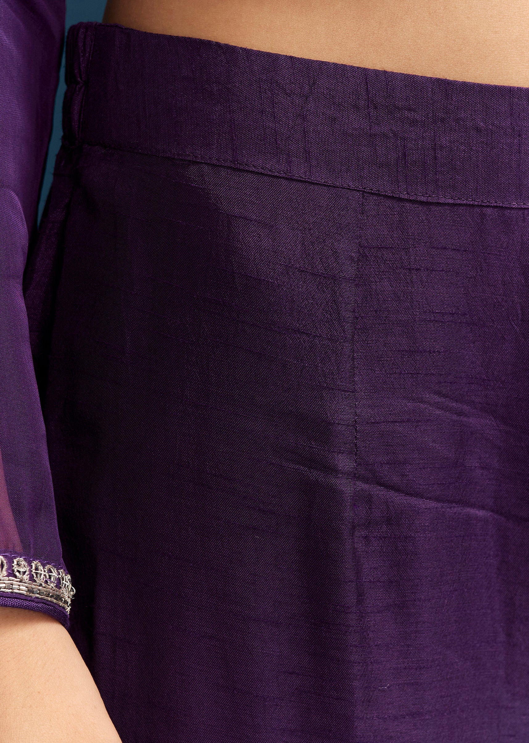 Purple Organza Kurta Set With Embroidery And Dupatta - Image 5