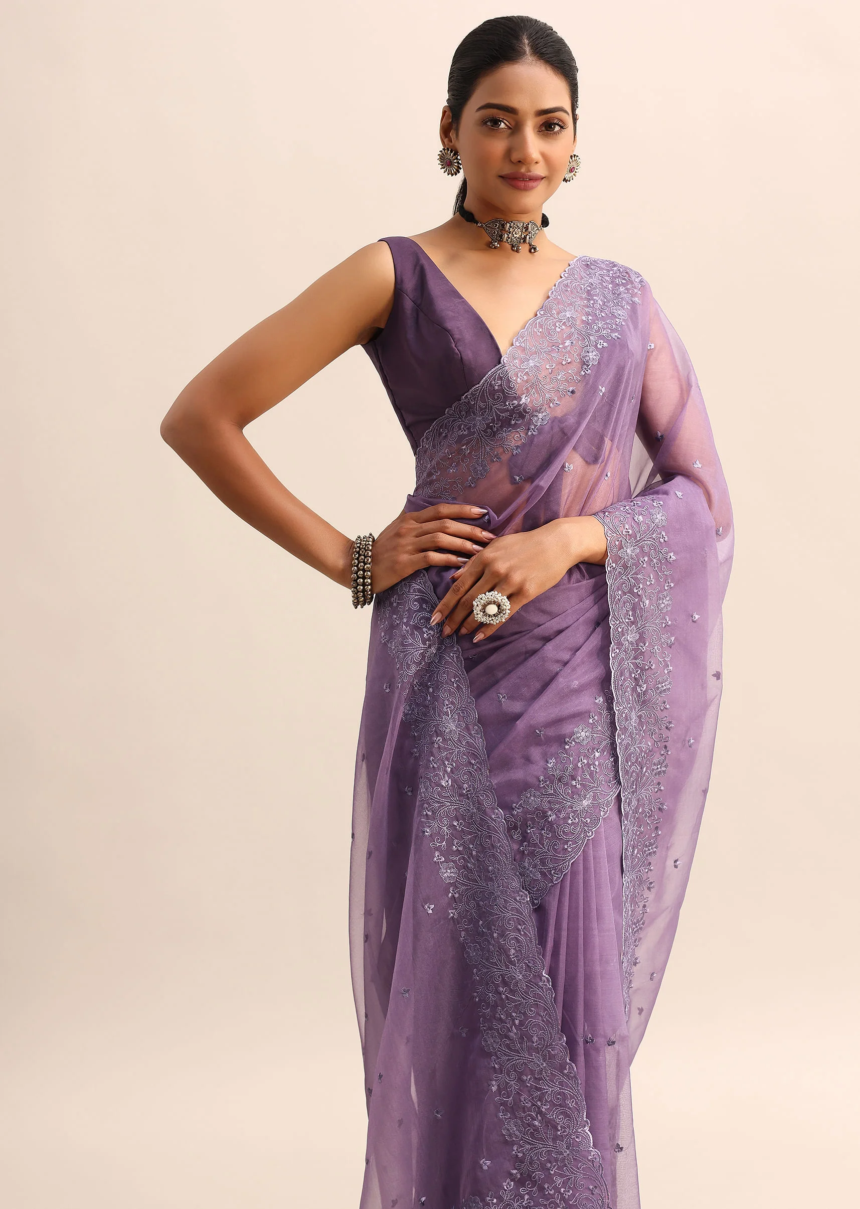 Purple Organza Saree With Floral Thread Work Border And Unstitched Blouse - Image 5