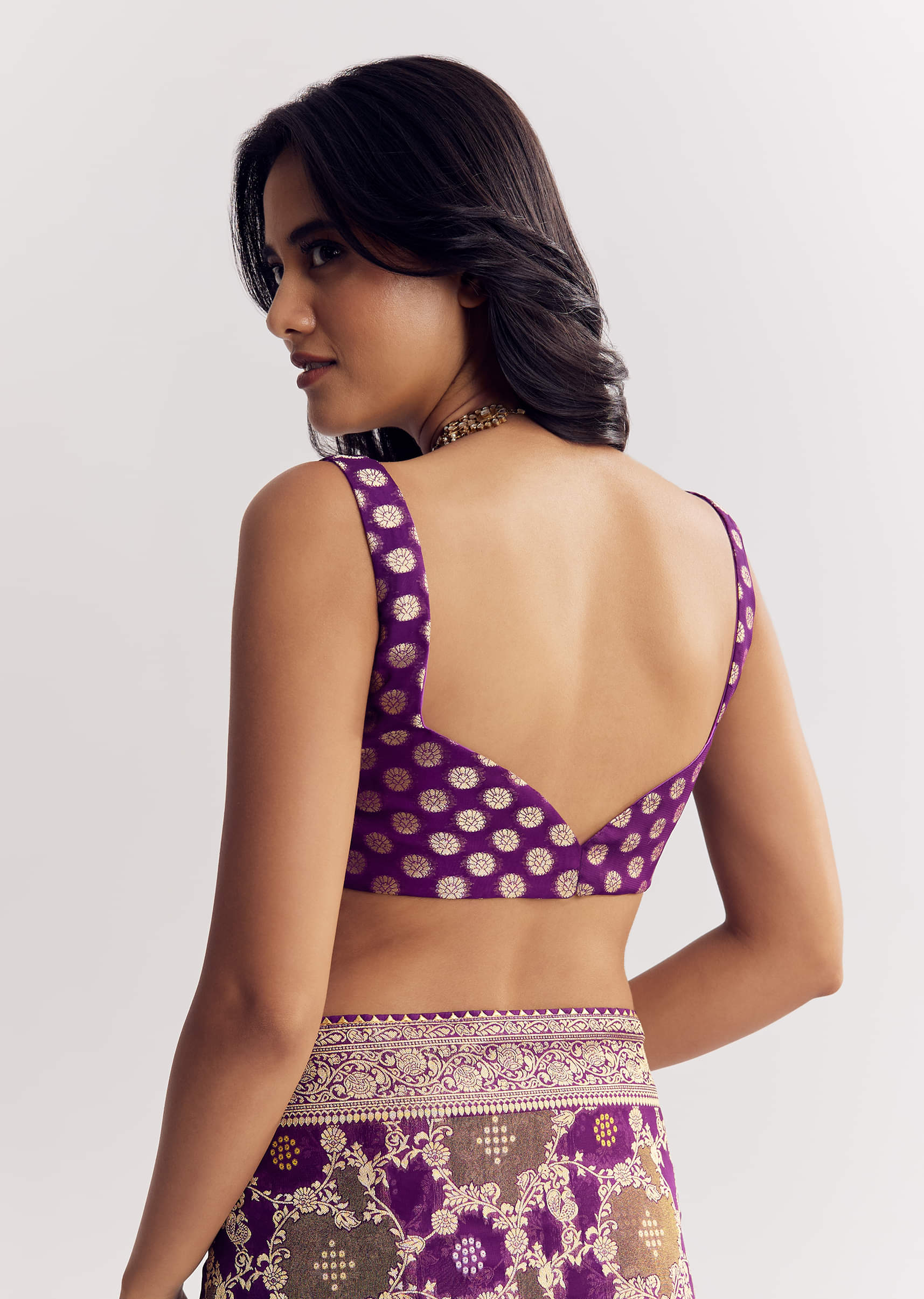 Purple Shaded Georgette Saree With Zari Jaal Work - Image 8