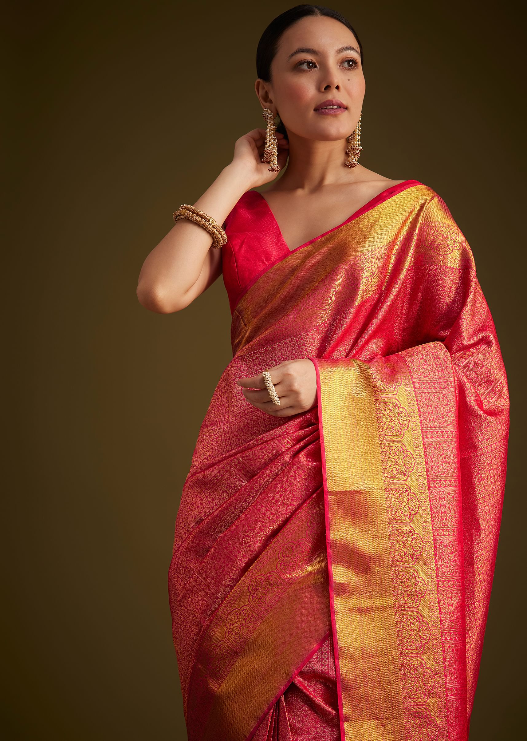 Rani Pink Kanjivaram Silk Saree With Golden Zari Detailing - Image 2