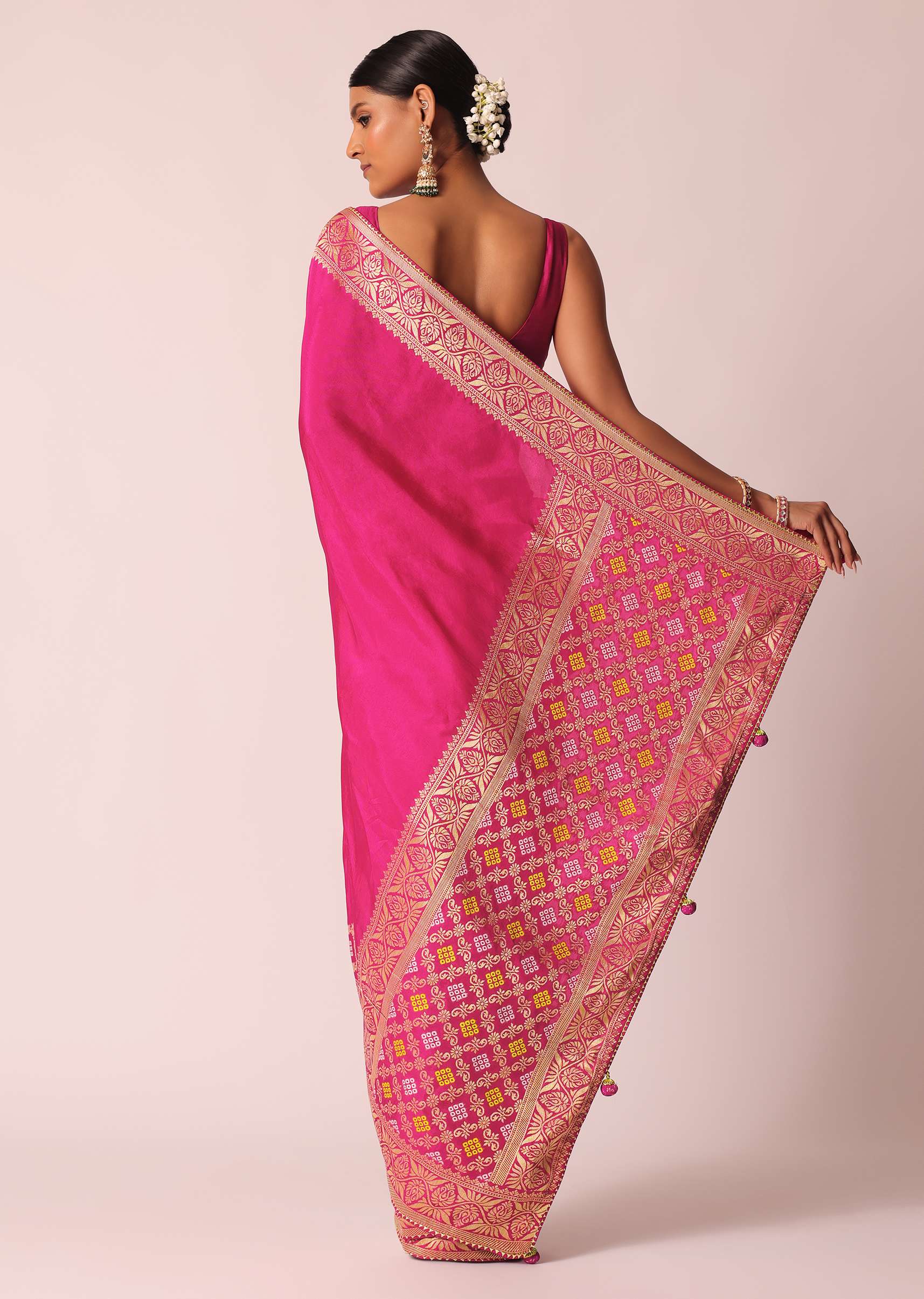 Rani Pink Silk Saree With Bandhani Detail And Unstitched Blouse Piece - Image 4