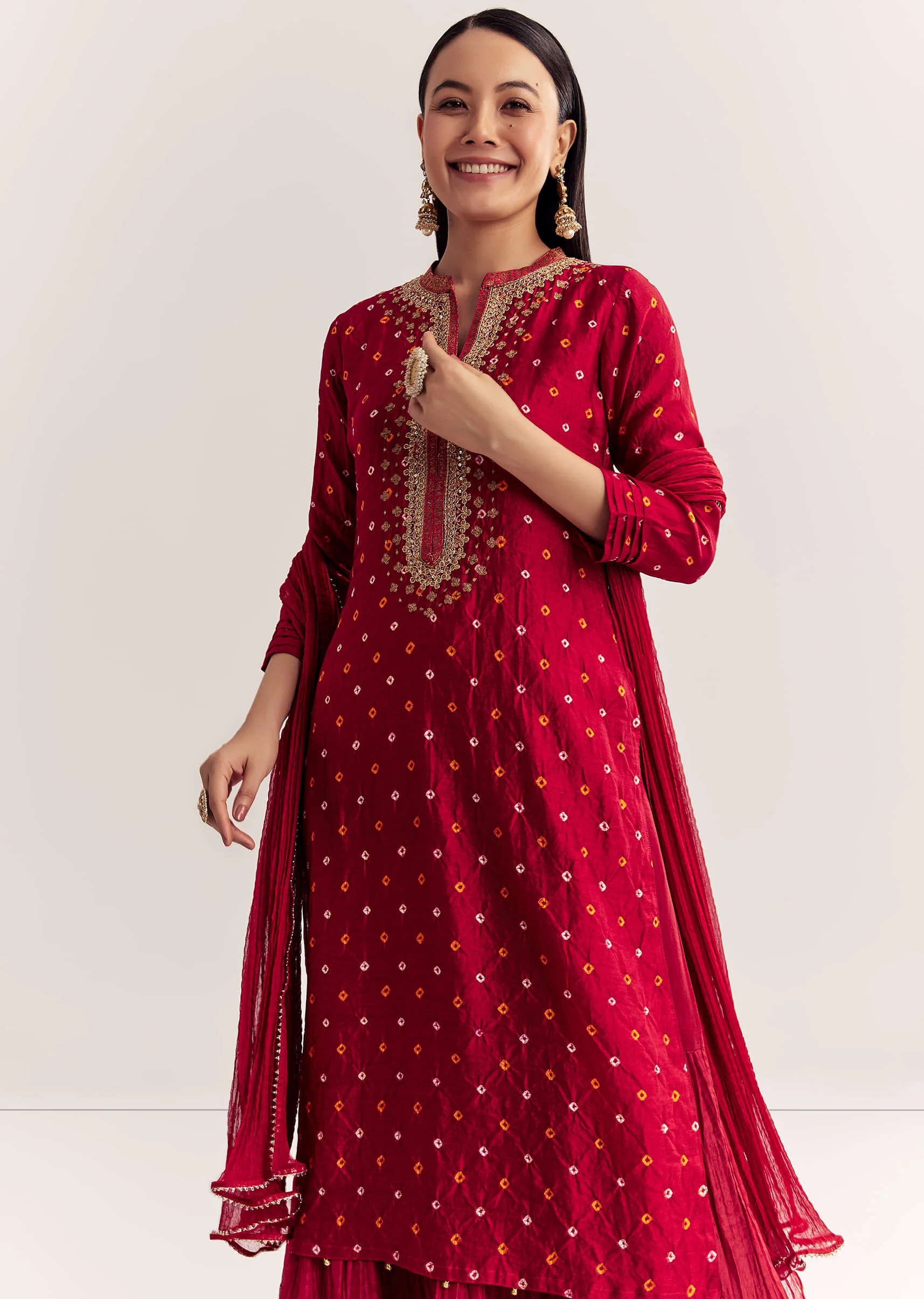Red Bandhani Layered Silk Kurta Set With Dupatta - Image 4
