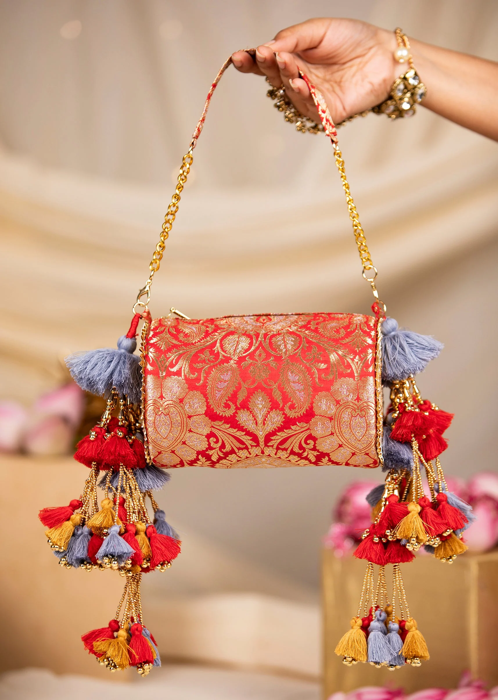 Red Brocade Floral Motif Bag with Tassel - Image 5