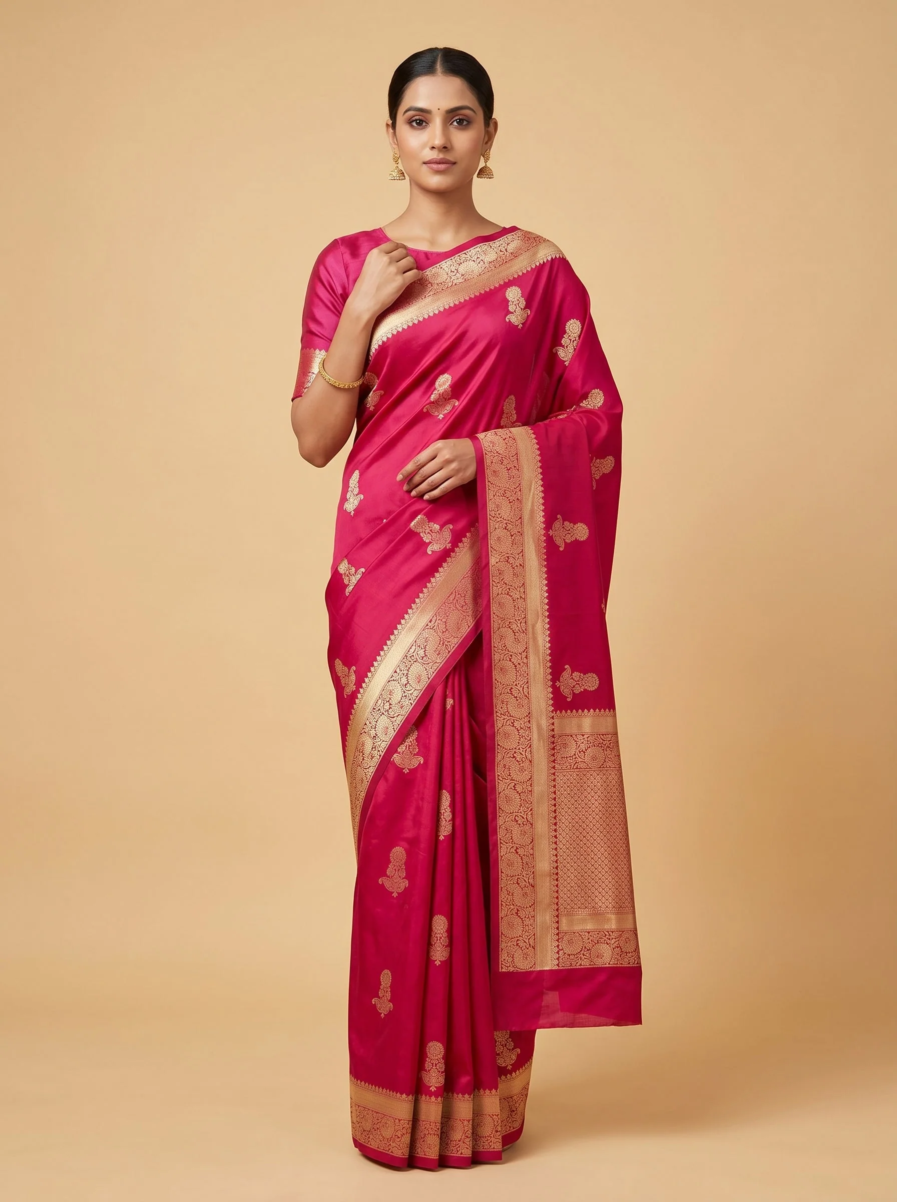 Red Daring Sheen Handloom Saree
