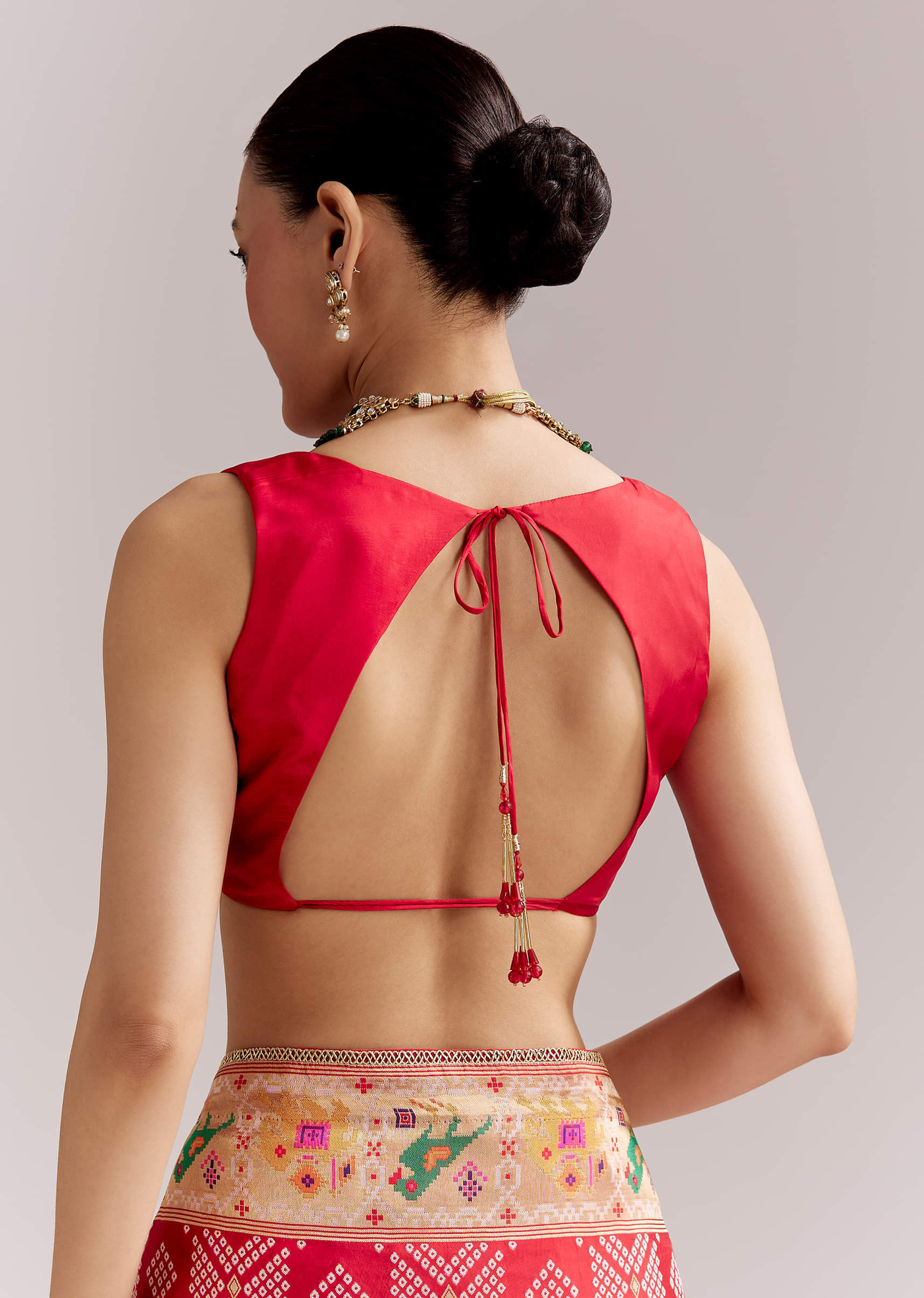 Red Dola Silk Woven Saree With Bandhani Motifs And Zari Border - Image 8