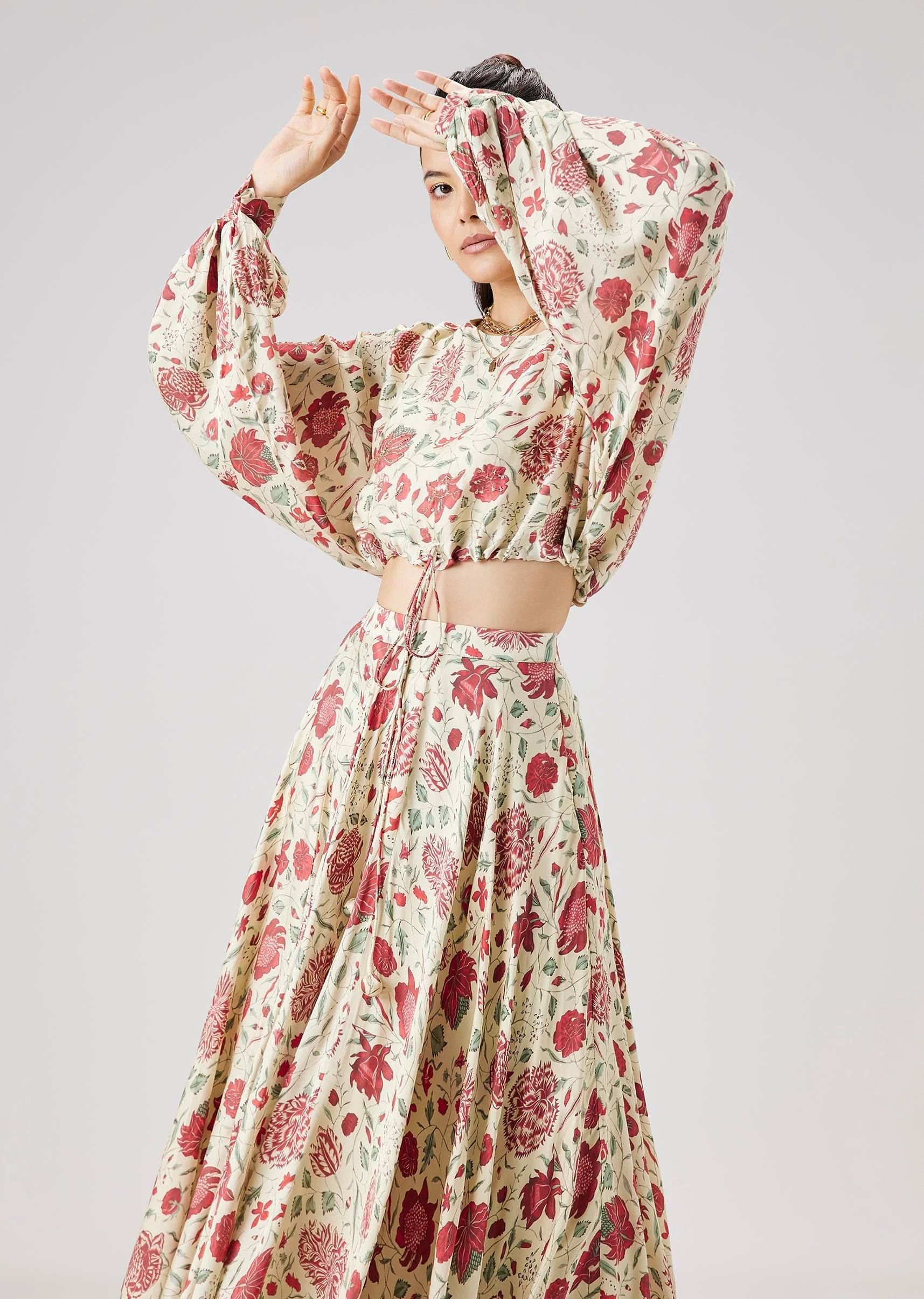 Red Floral Printed Crop Top And Skirt Set - Image 4