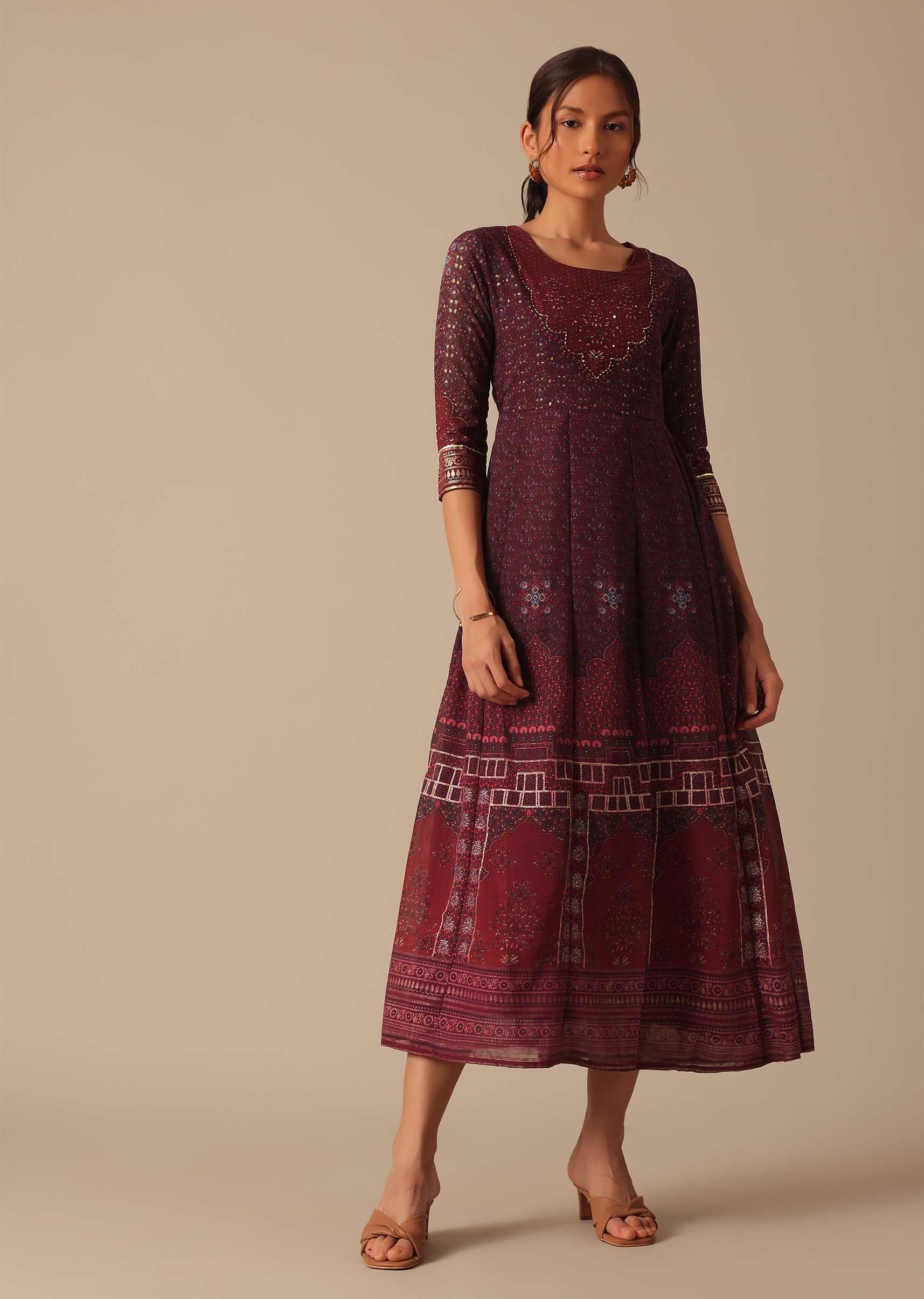 Red Foil Printed Kurta With Sequin Work - Image 6