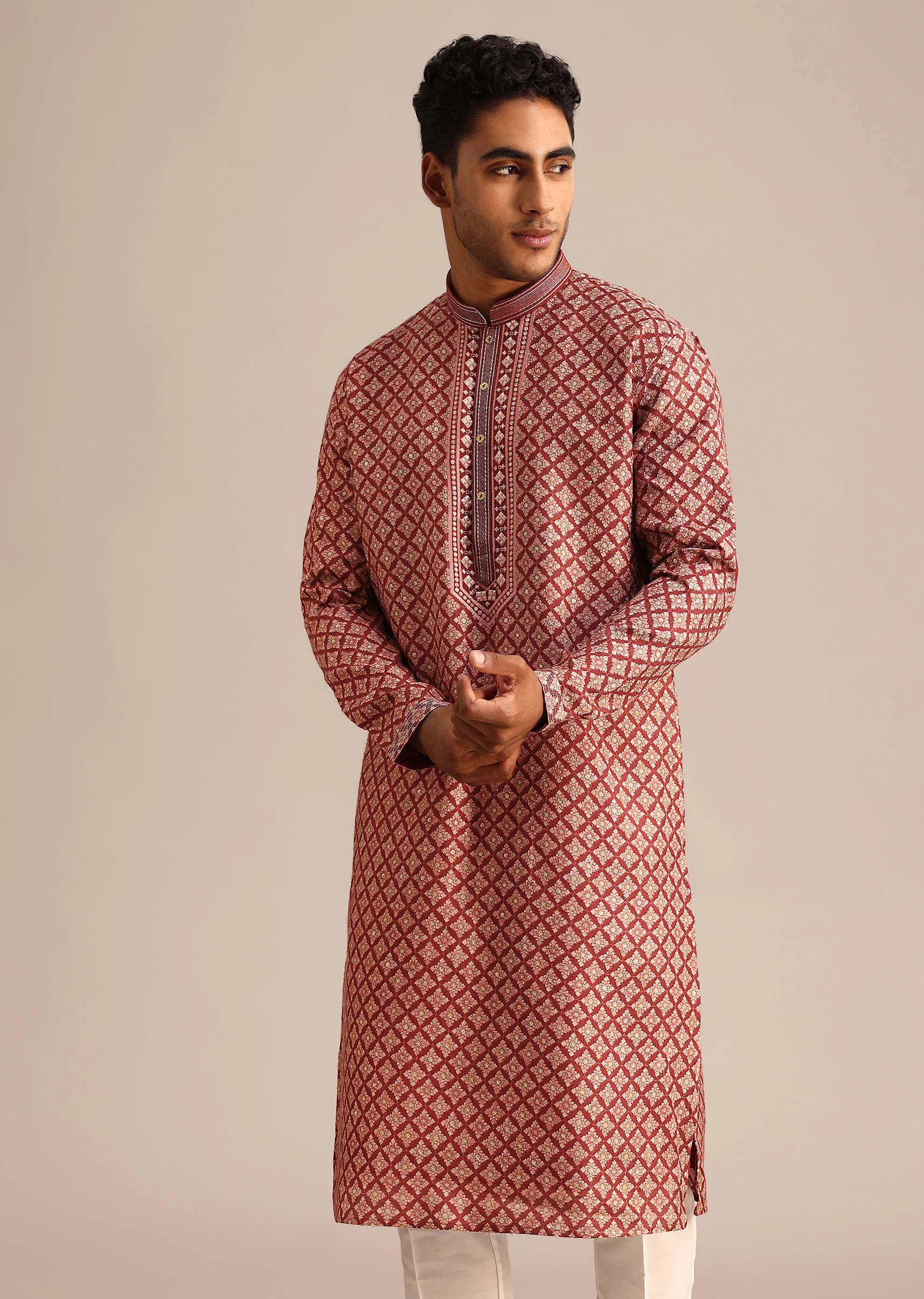 Red Georgette Kurta Set With Printed Detail - Image 4