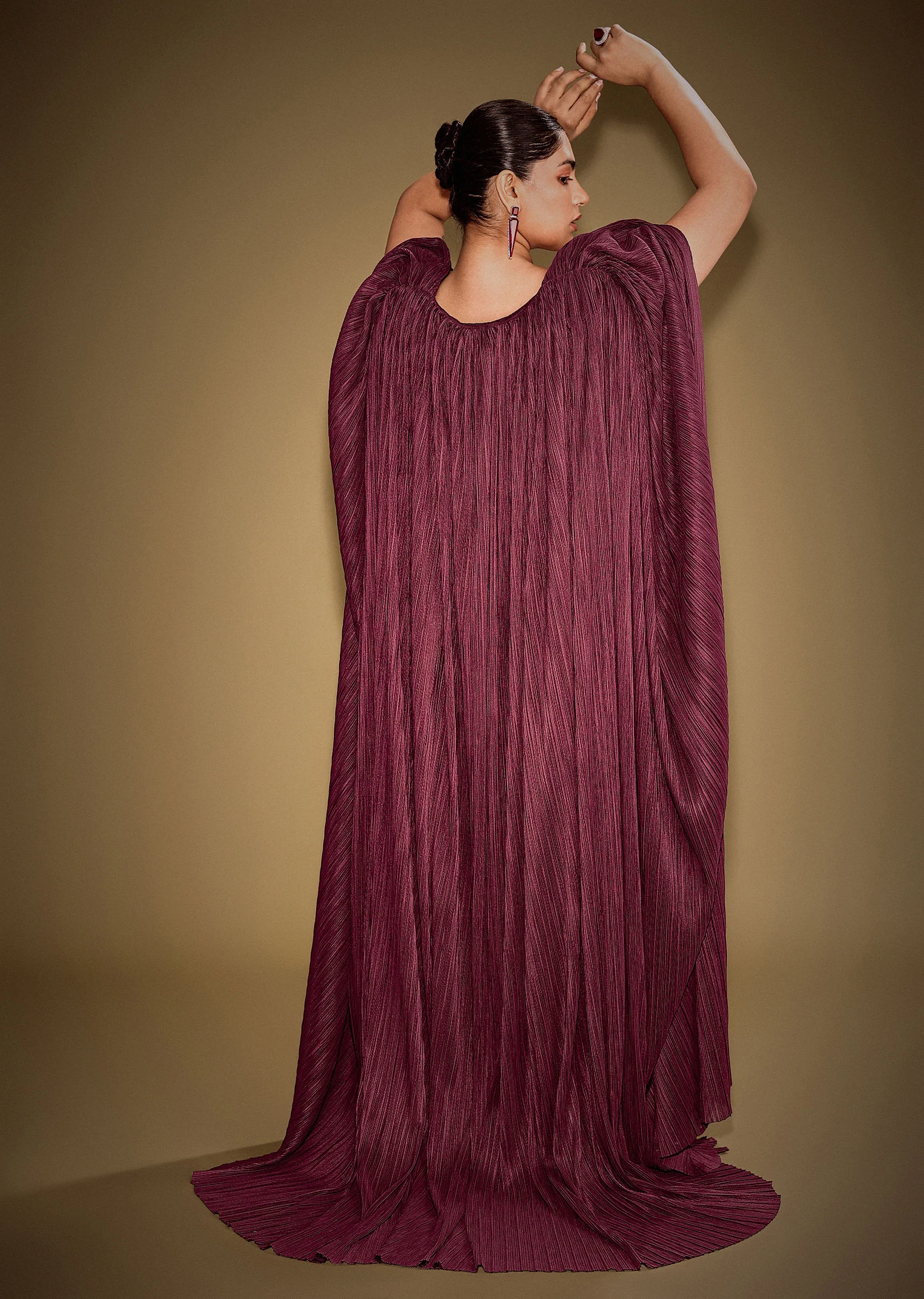 Red Hand Embroidered Blouse With Drape Skirt And Crushed Cape - Image 5