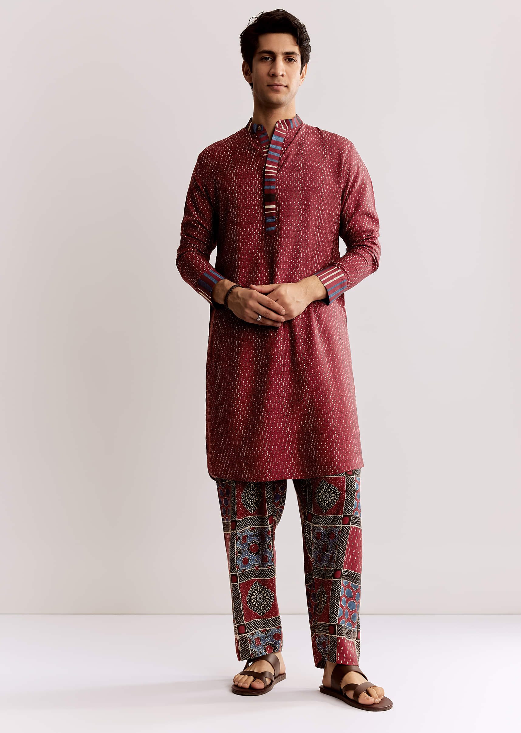 Red Linen Kurta Set With Ajrakh Print - Image 4