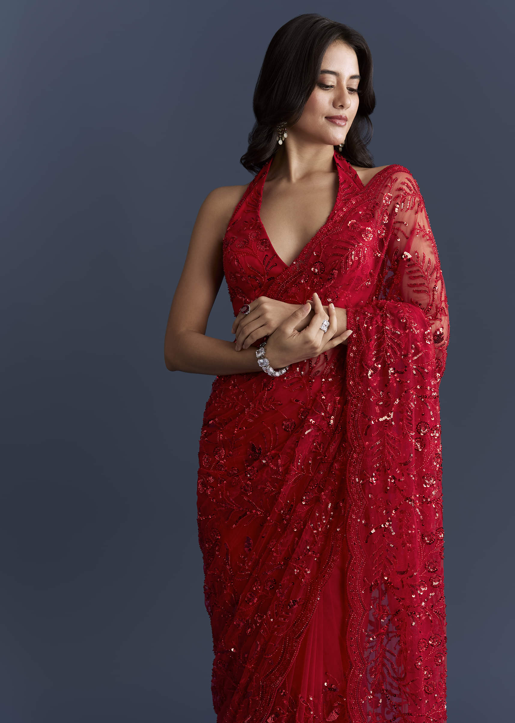 Red Net Saree With Floral Sequins Embroidery - Image 5