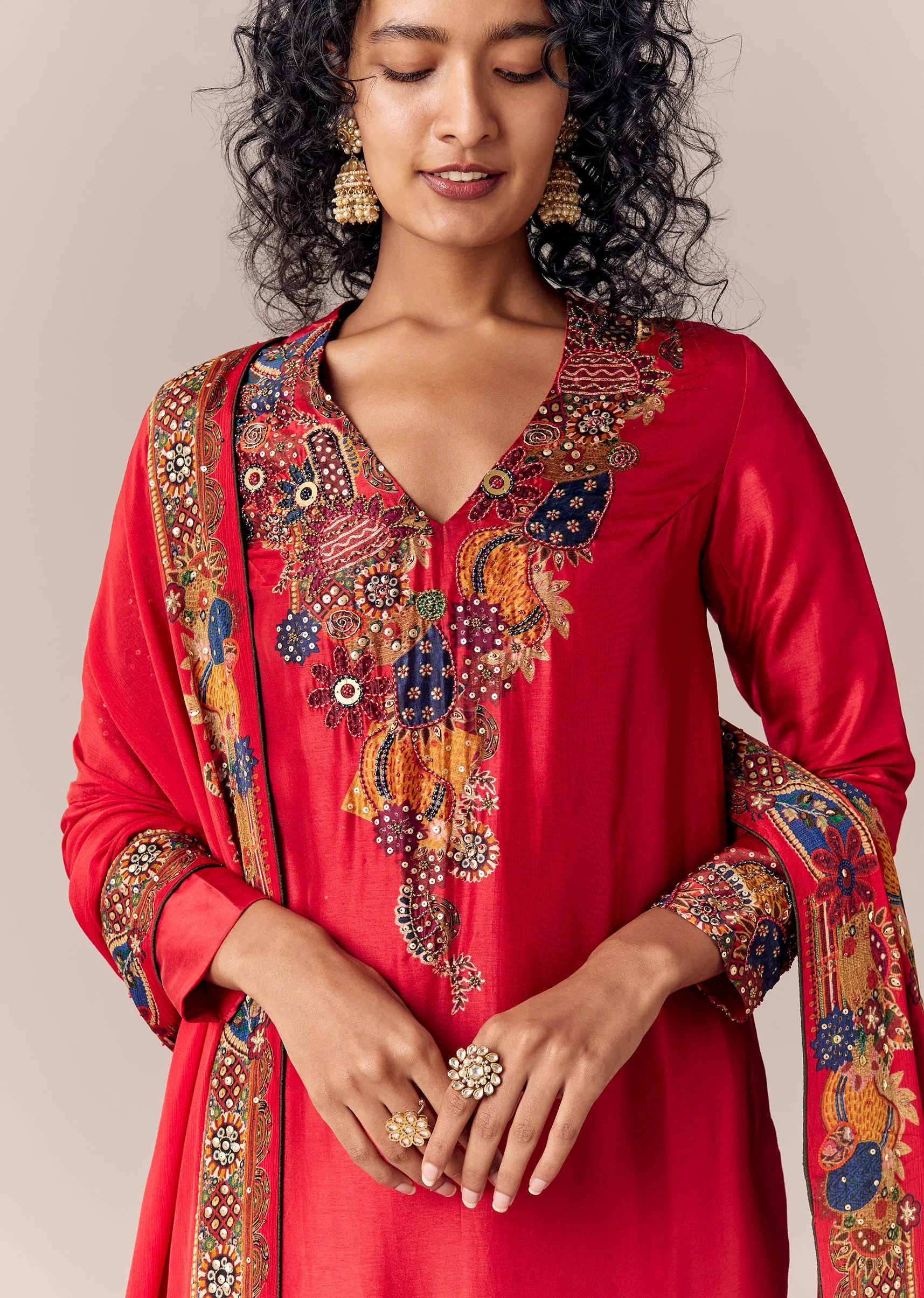 Red Printed Kurta Pant Set With Dupatta - Image 2
