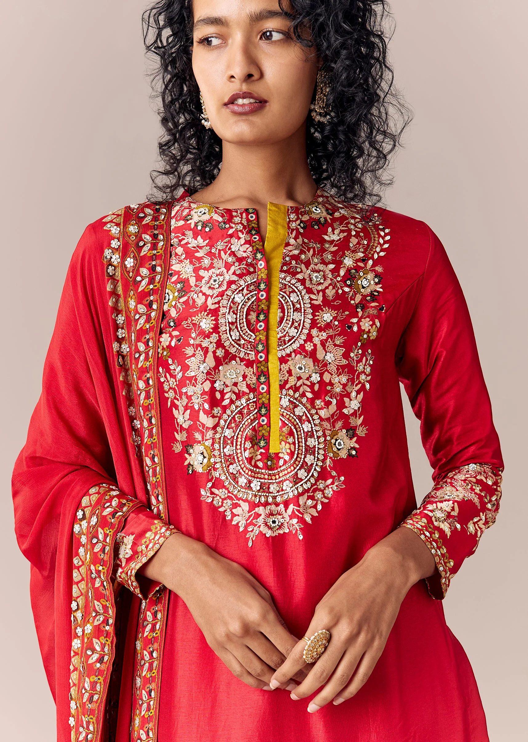 Red Printed Kurta Pant Set With Embroidery Work - Image 2