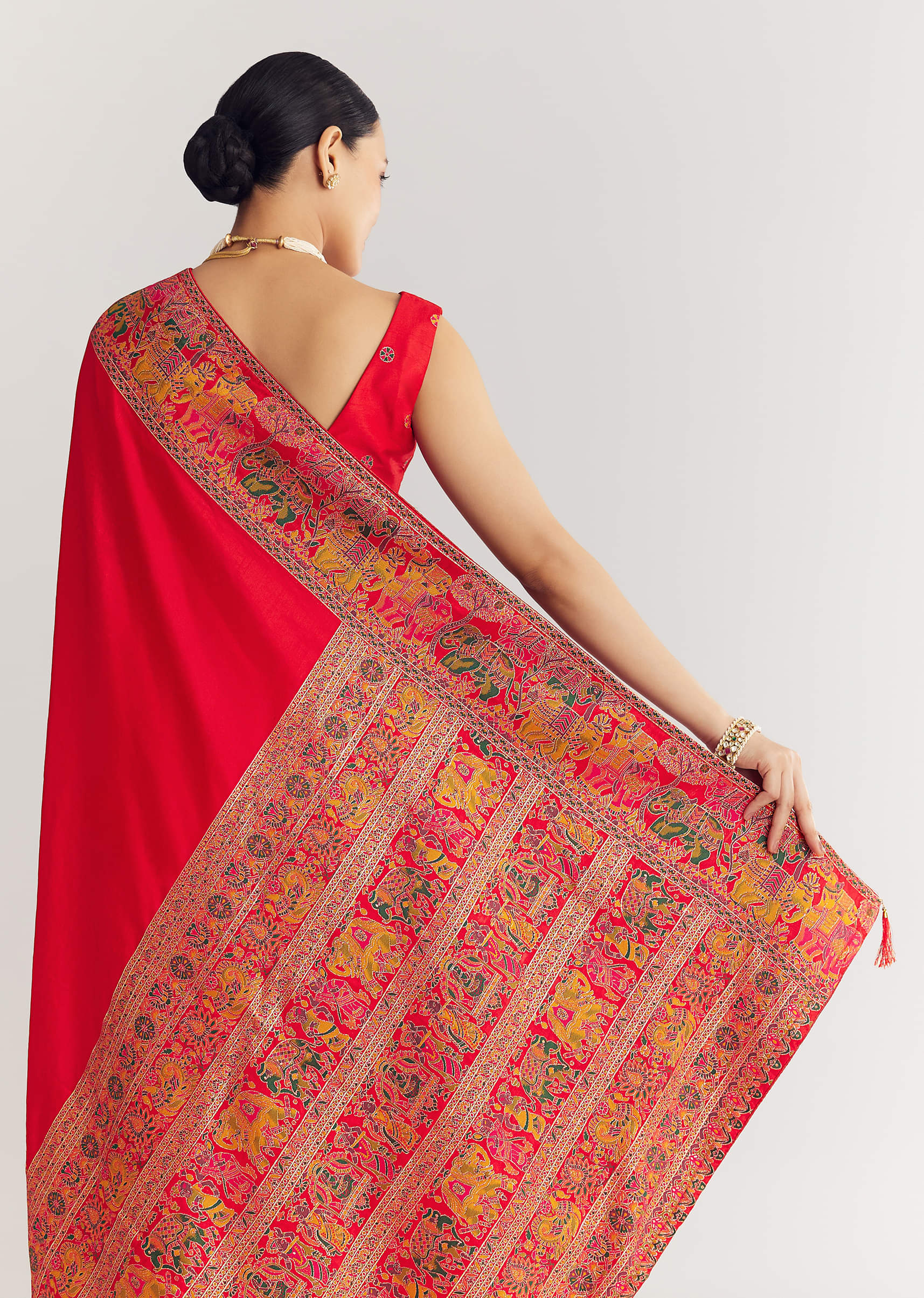 Red Saree With Traditional Floral And Animal Prints - Image 4