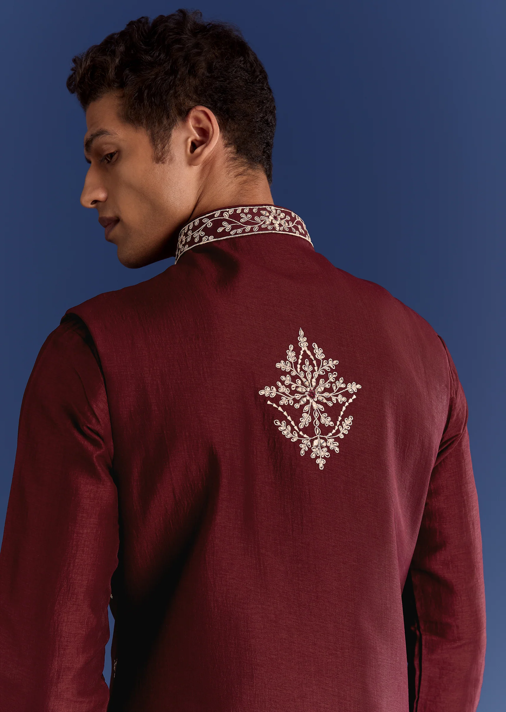 Red Silk Kurta Jacket Set With Thread Work - Image 4