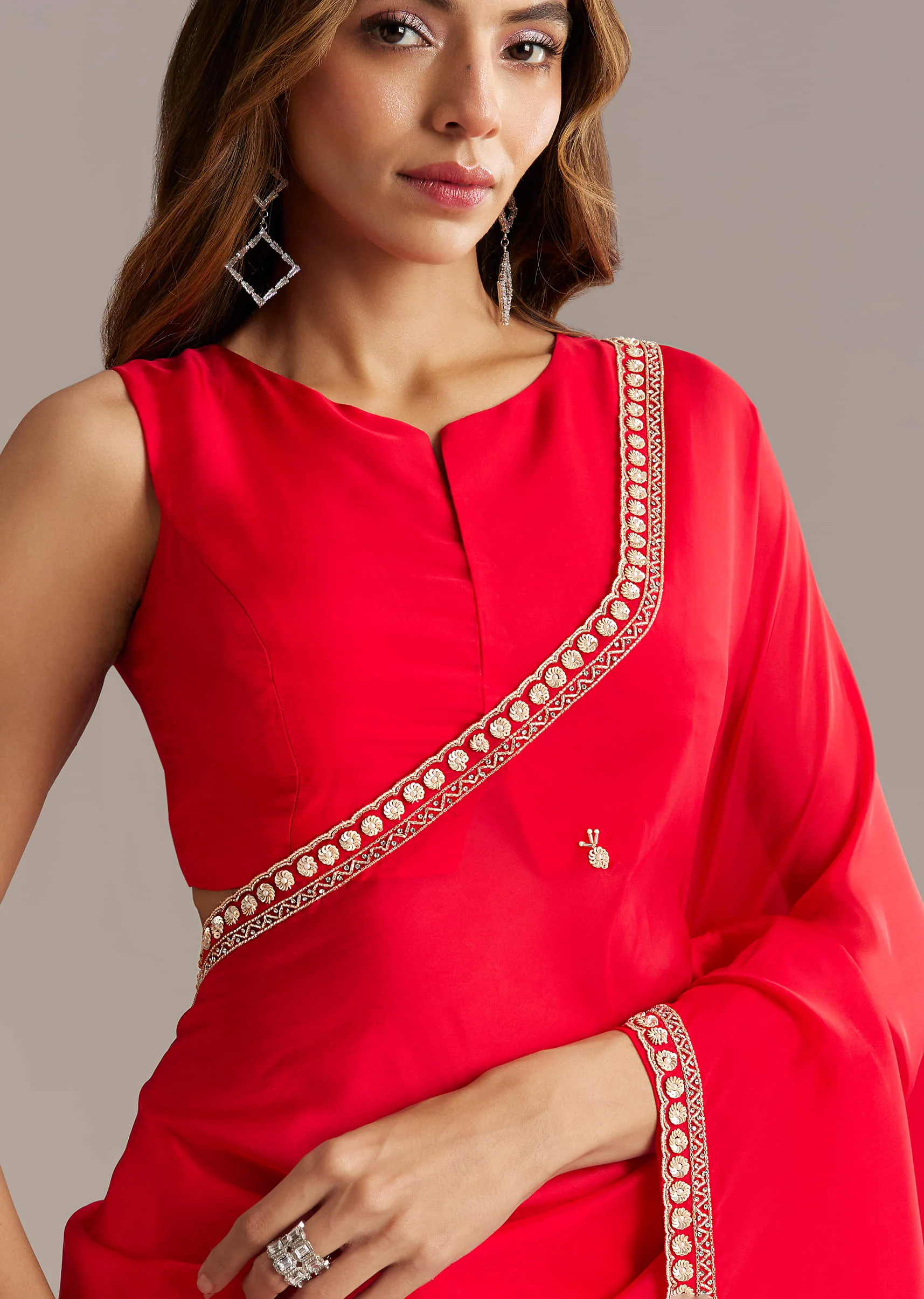 Red Silk Saree With Stone And Cutdana Embroidery - Image 3