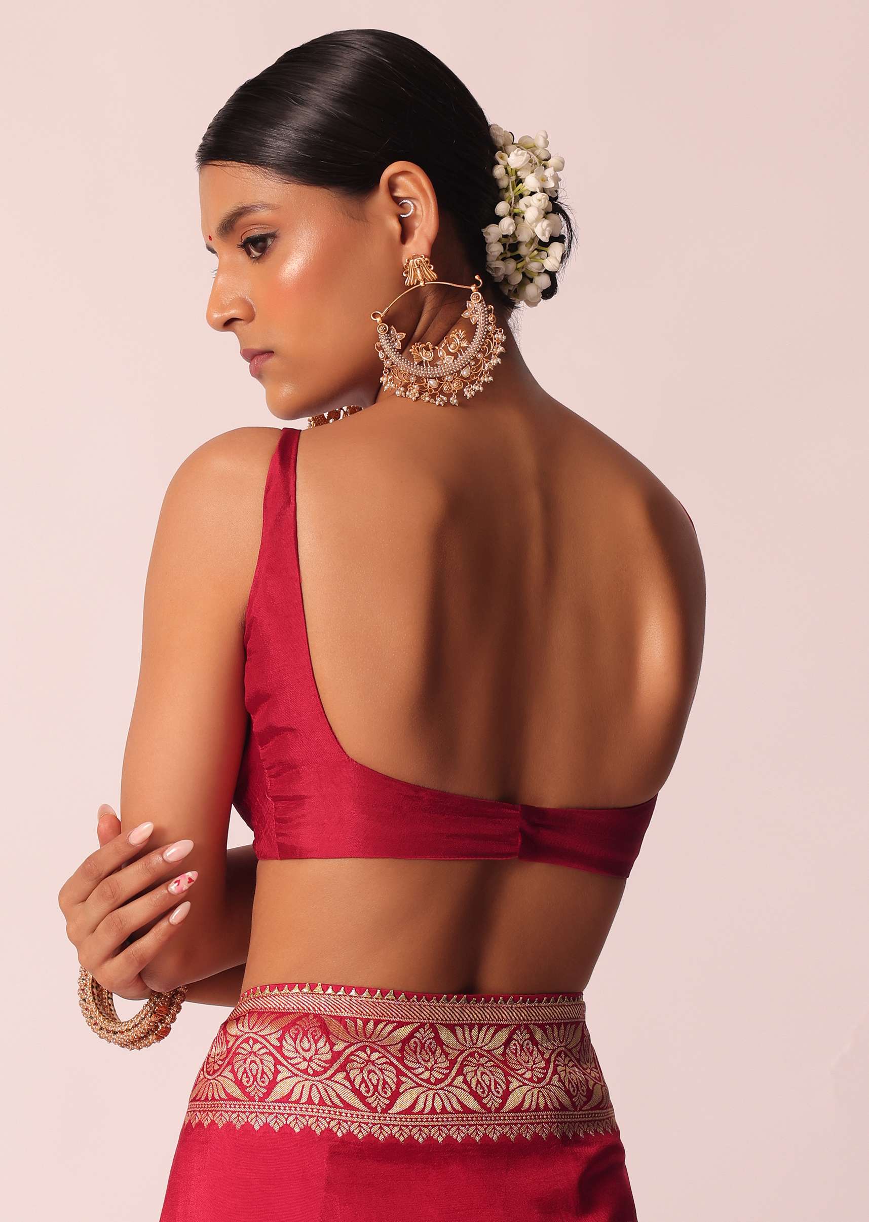 Red Silk Woven Saree With Bandhani Detail And Unstitched Blouse Piece - Image 8