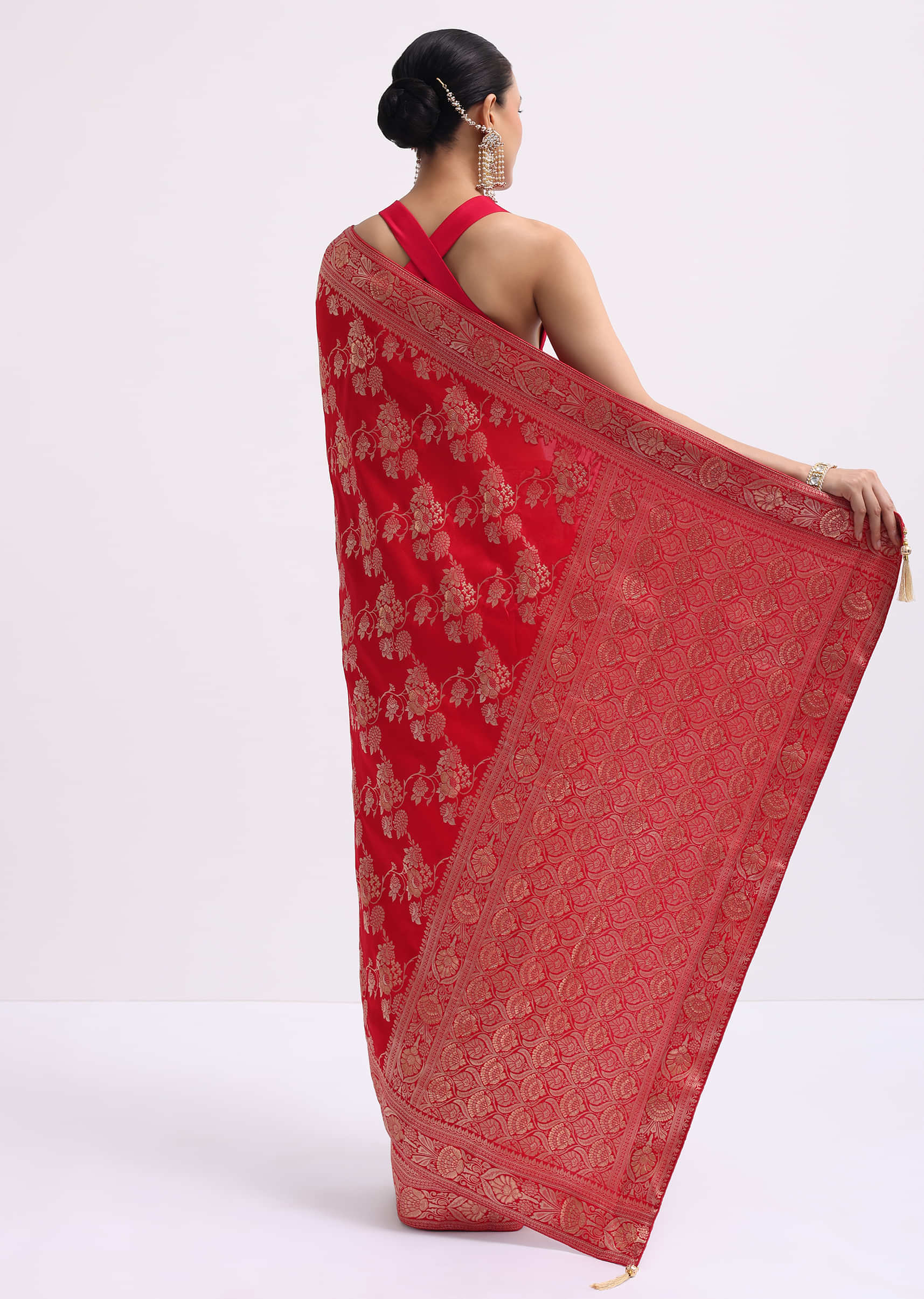 Red Zari Jaal Dola Silk Saree With Unstitched Blouse - Image 6