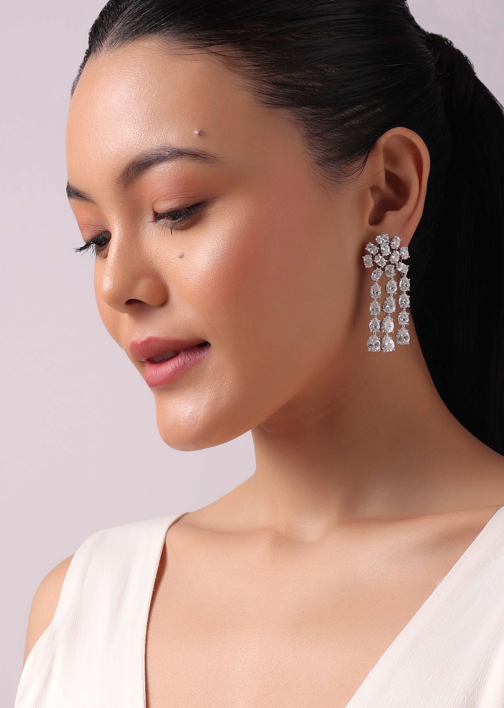 Silver Finish Dangling Choker Set with Faux Diamonds - Image 3