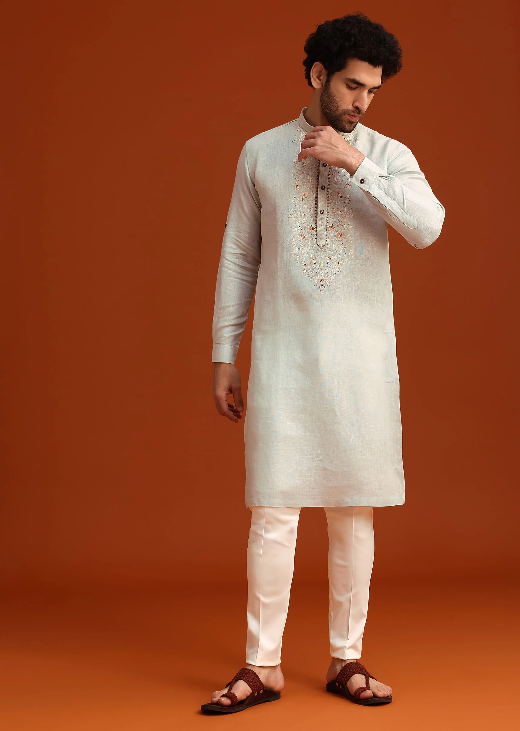 Sky Blue Kurta Set With Floral Thread Embroidery - Image 2
