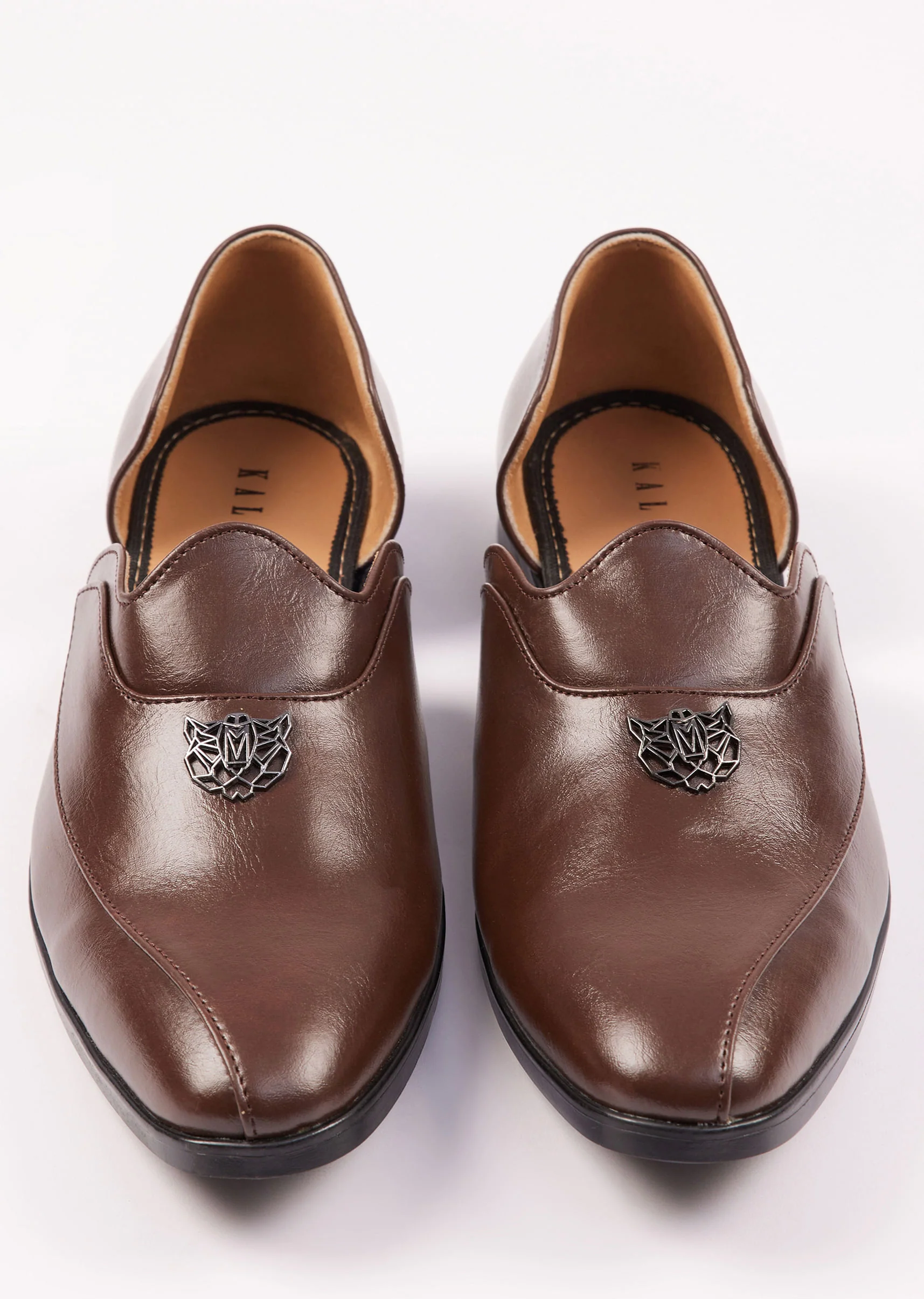Tan Brown Glossy Juttis For Men - Image 5