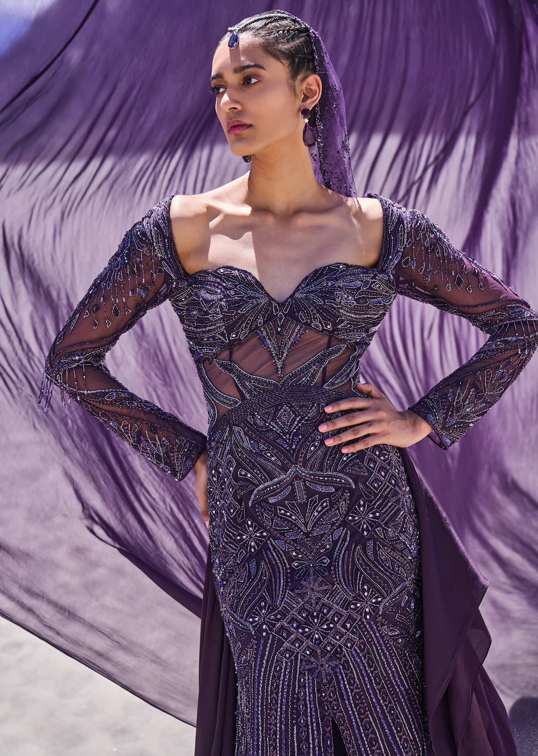 Violet Embroidered Fitted Slit Gown With Sweetheart Neckline - Image 4