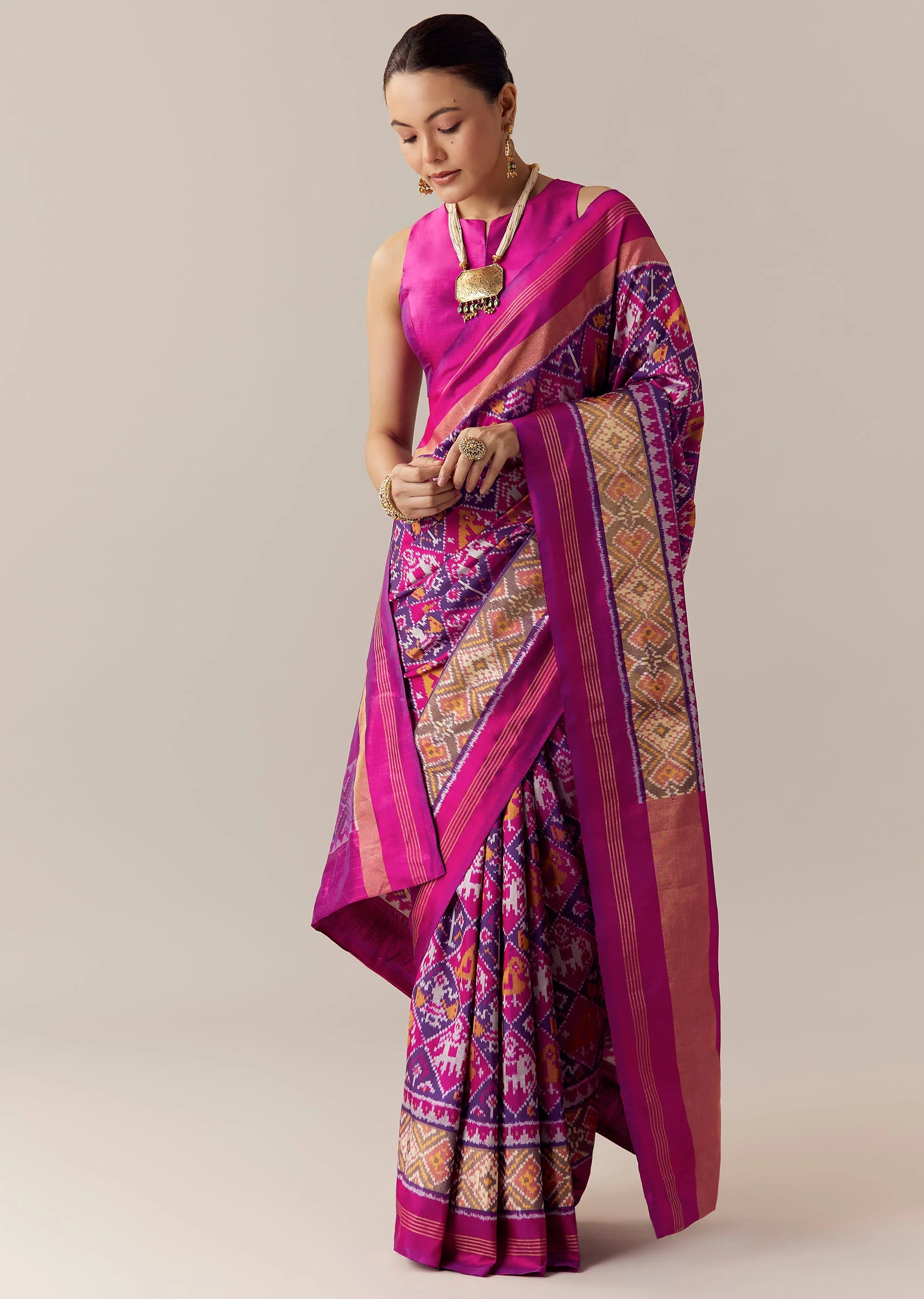 Violet Ikkat Geometric Weave Saree with Unstitched Blouse - Image 3
