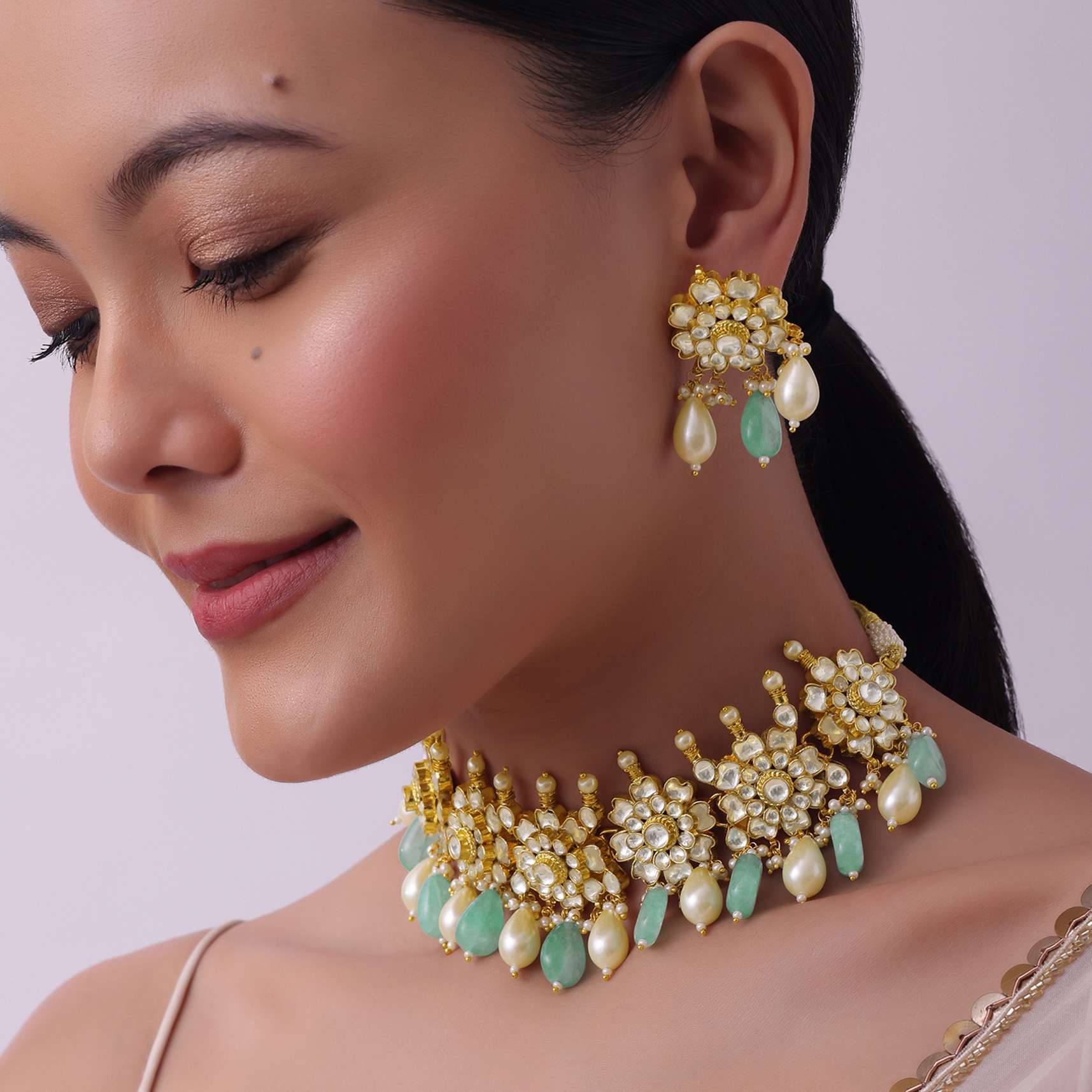 White And Mint Green Choker Set In Gold Finish Mix Metal - Image 8