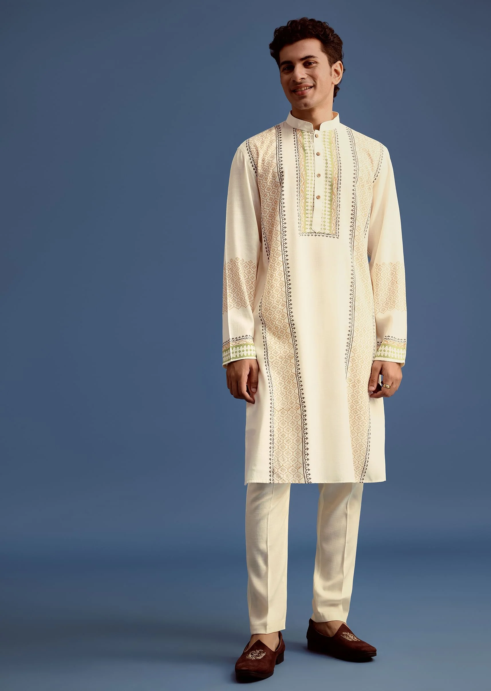 White Hand Block Printed Kurta Set With Zari Embroidery - Image 3