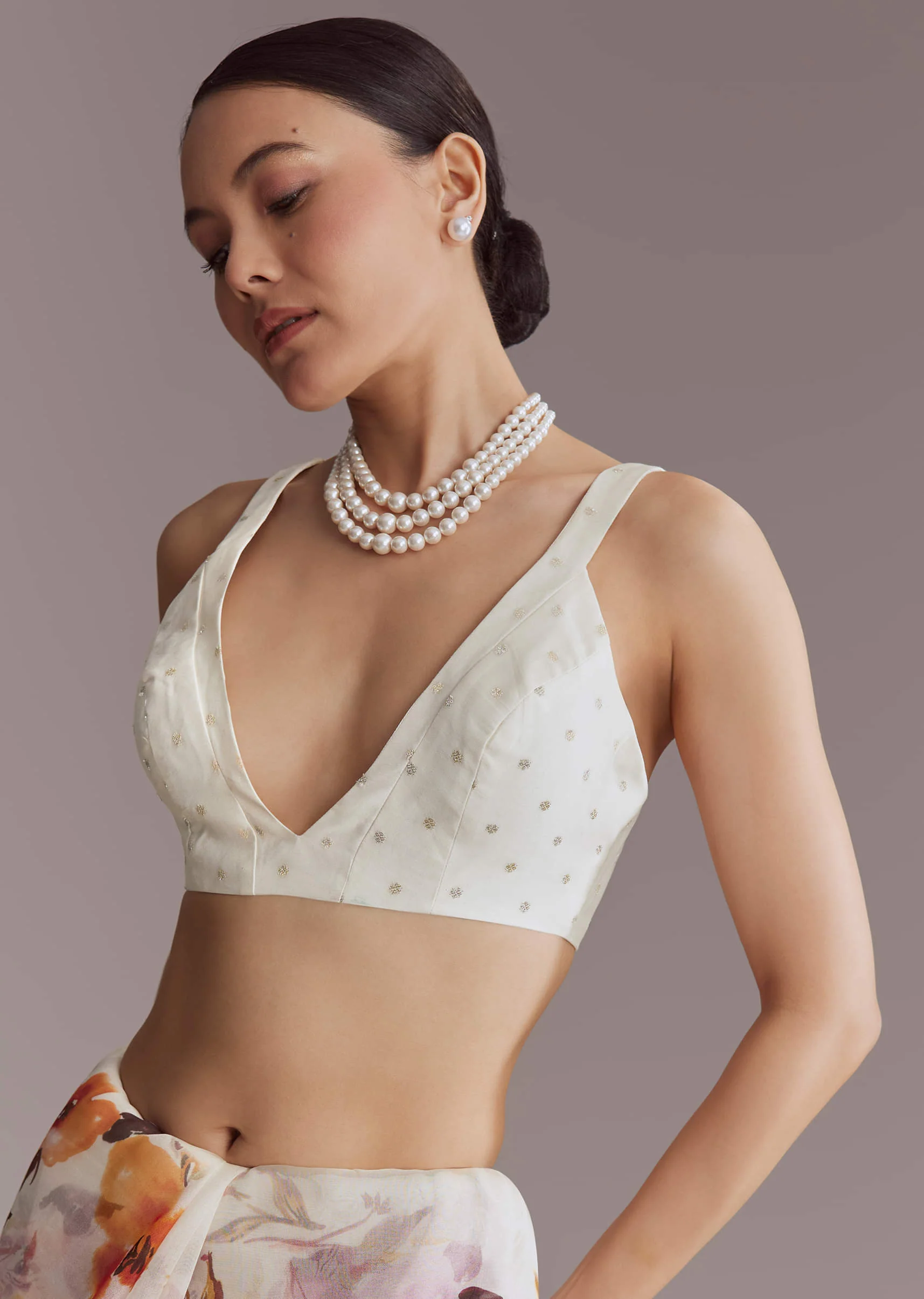 White Organza Printed Saree With Bead Embroidery - Image 7
