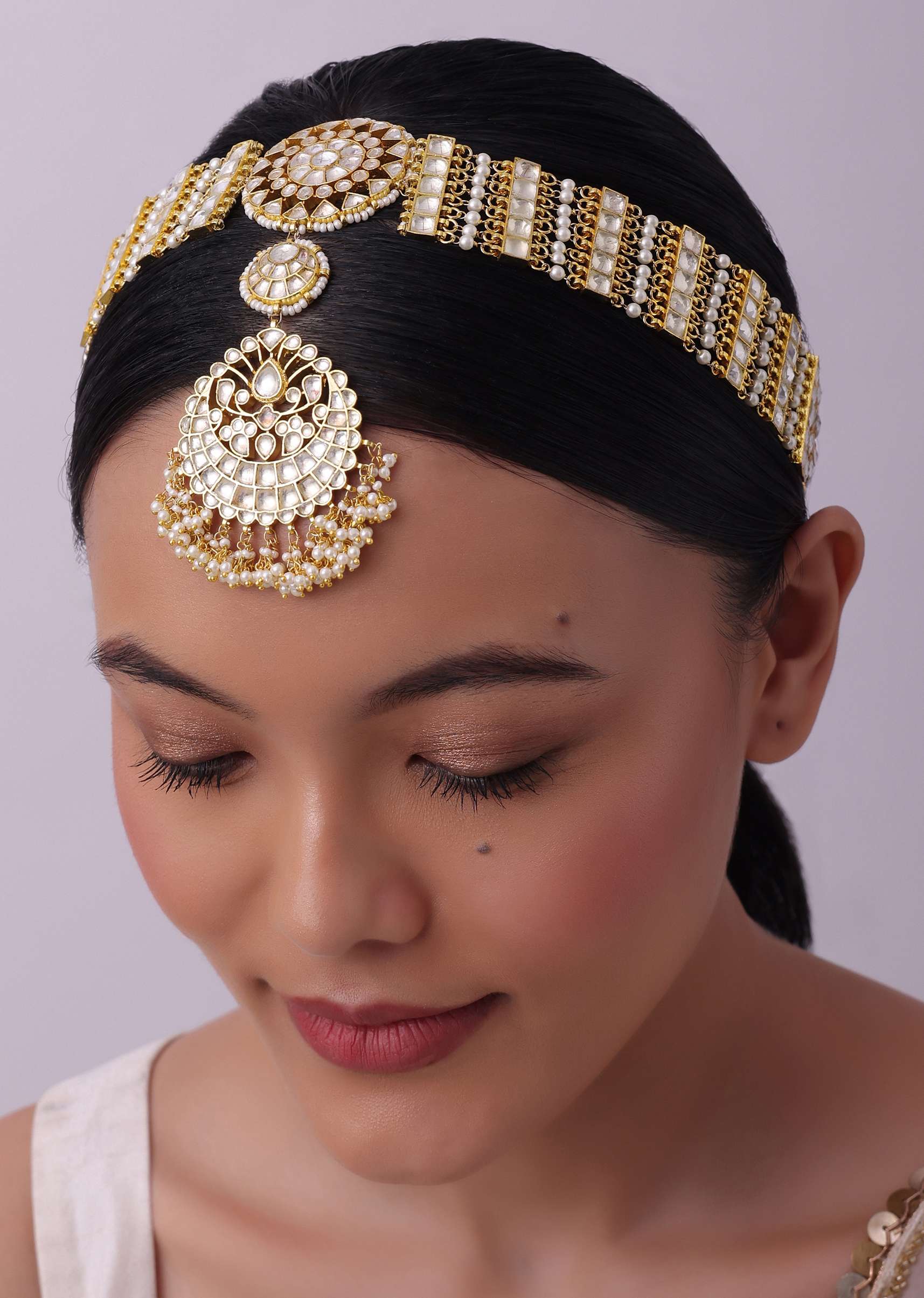 White Pearl Drop Sheeshphool In Gold Finish Mix Metal - Image 3