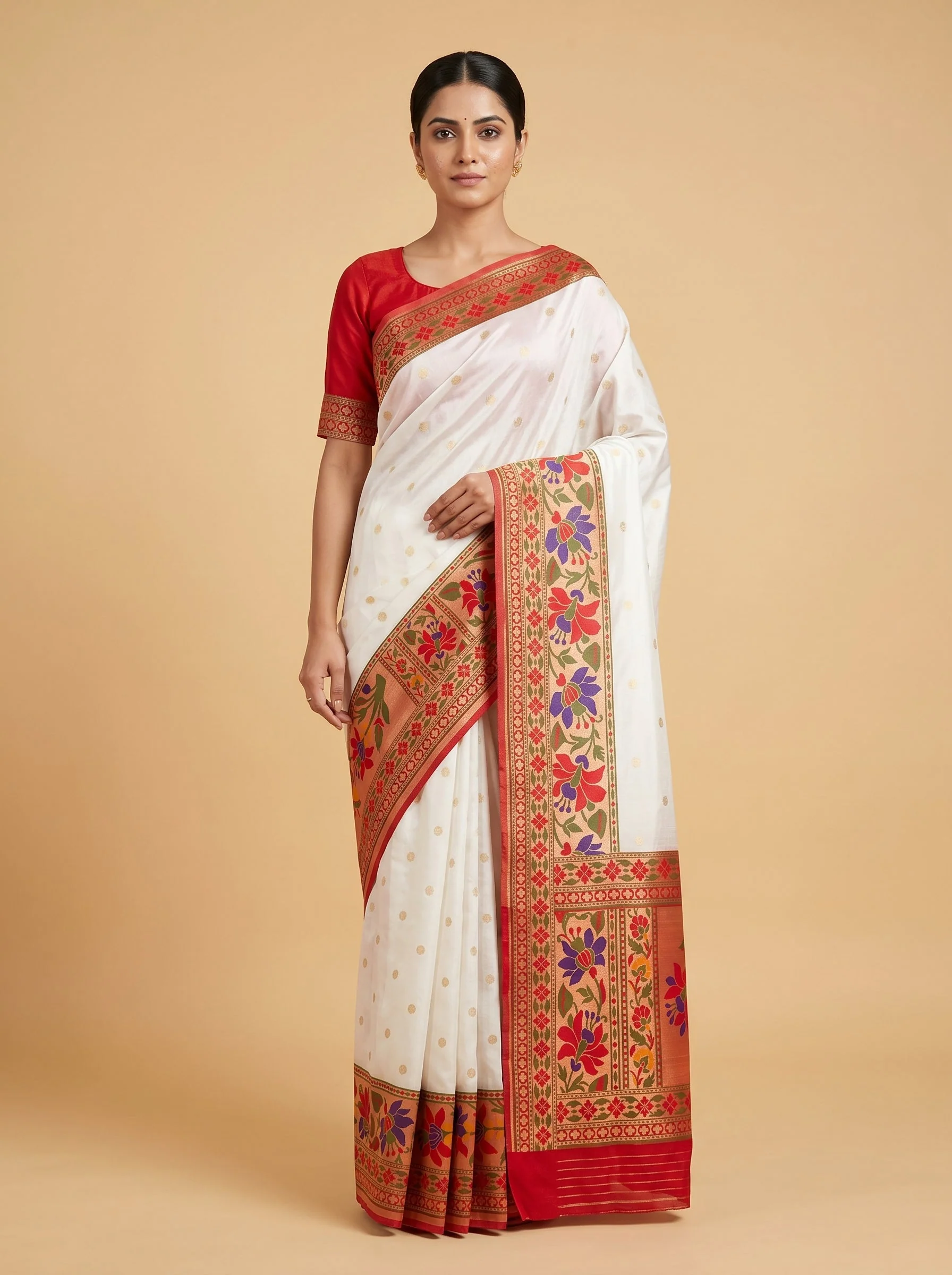 White Pure Essence Handloom Saree