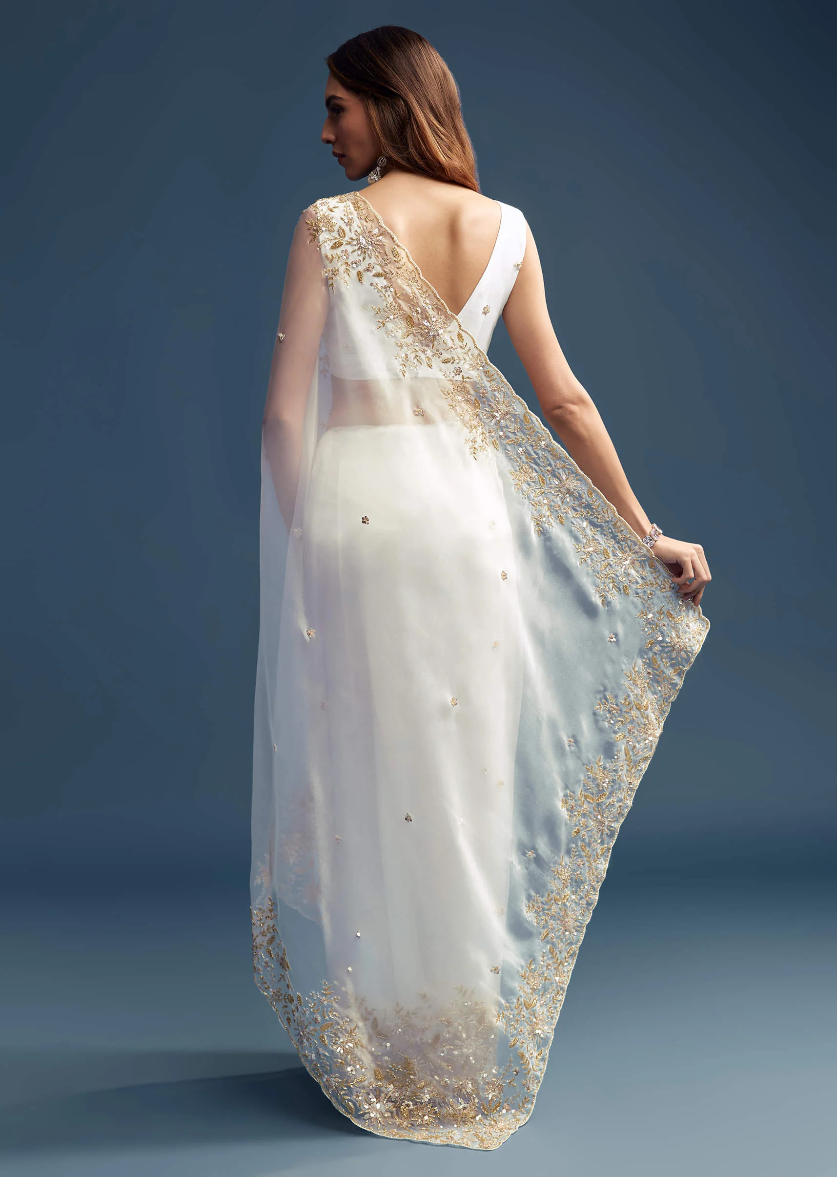 White Tissue Saree With Floral Cutdana Embroidery - Image 5