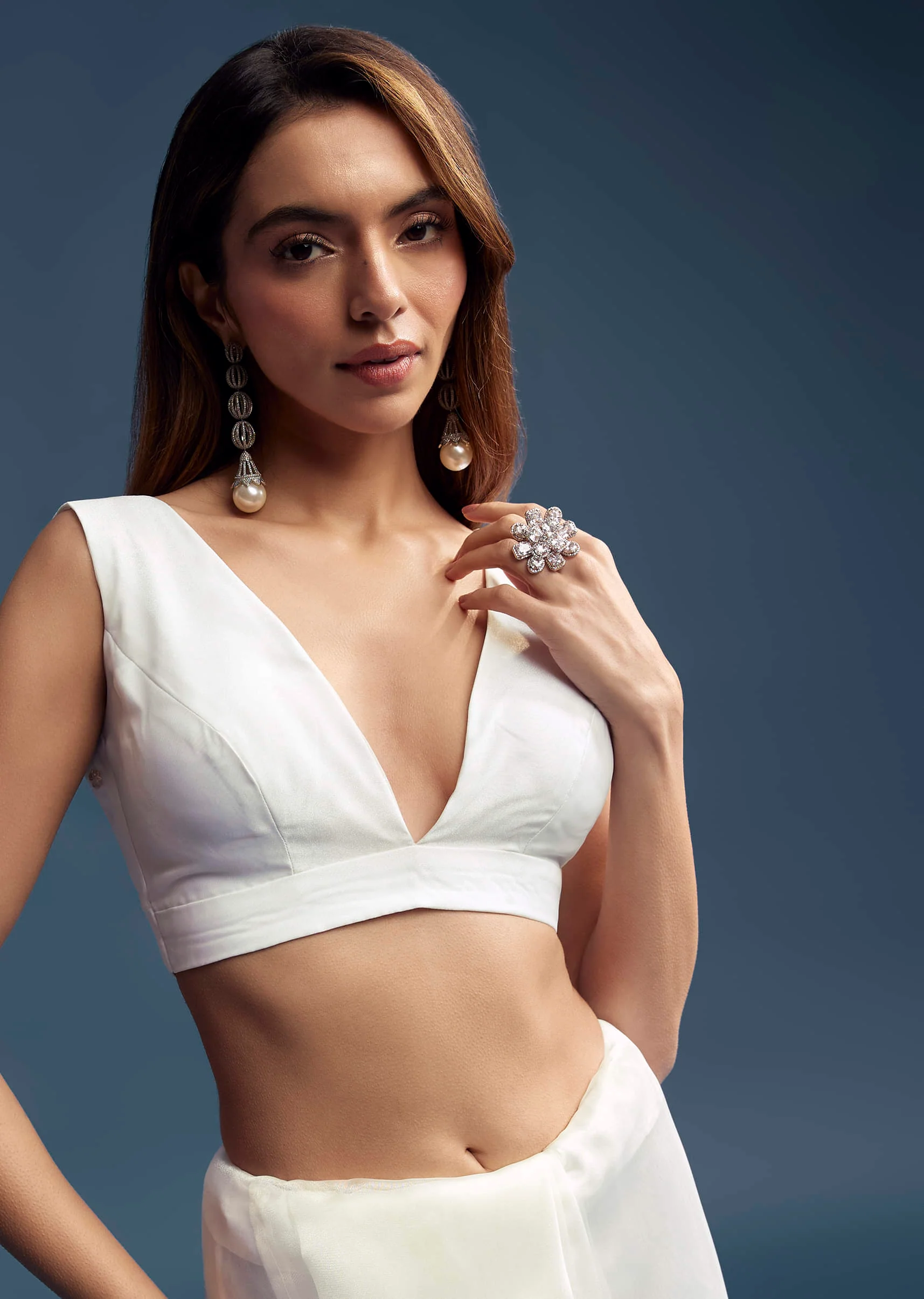 White Tissue Saree With Floral Cutdana Embroidery - Image 6
