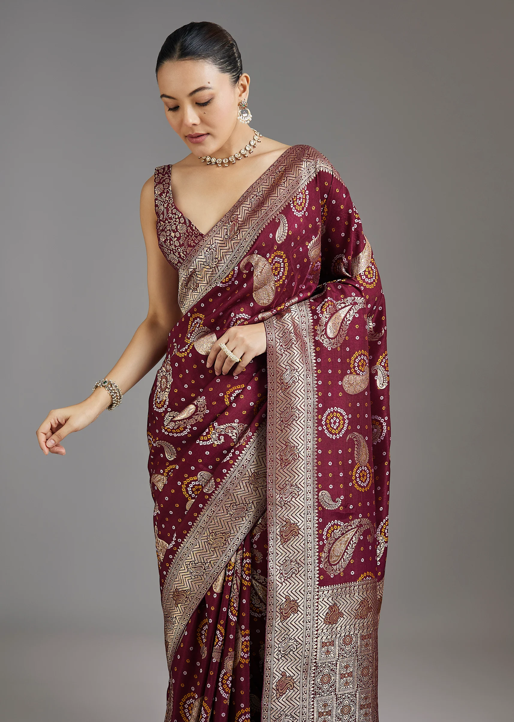 Wine Elegant Aura Dola Silk Saree - Image 4