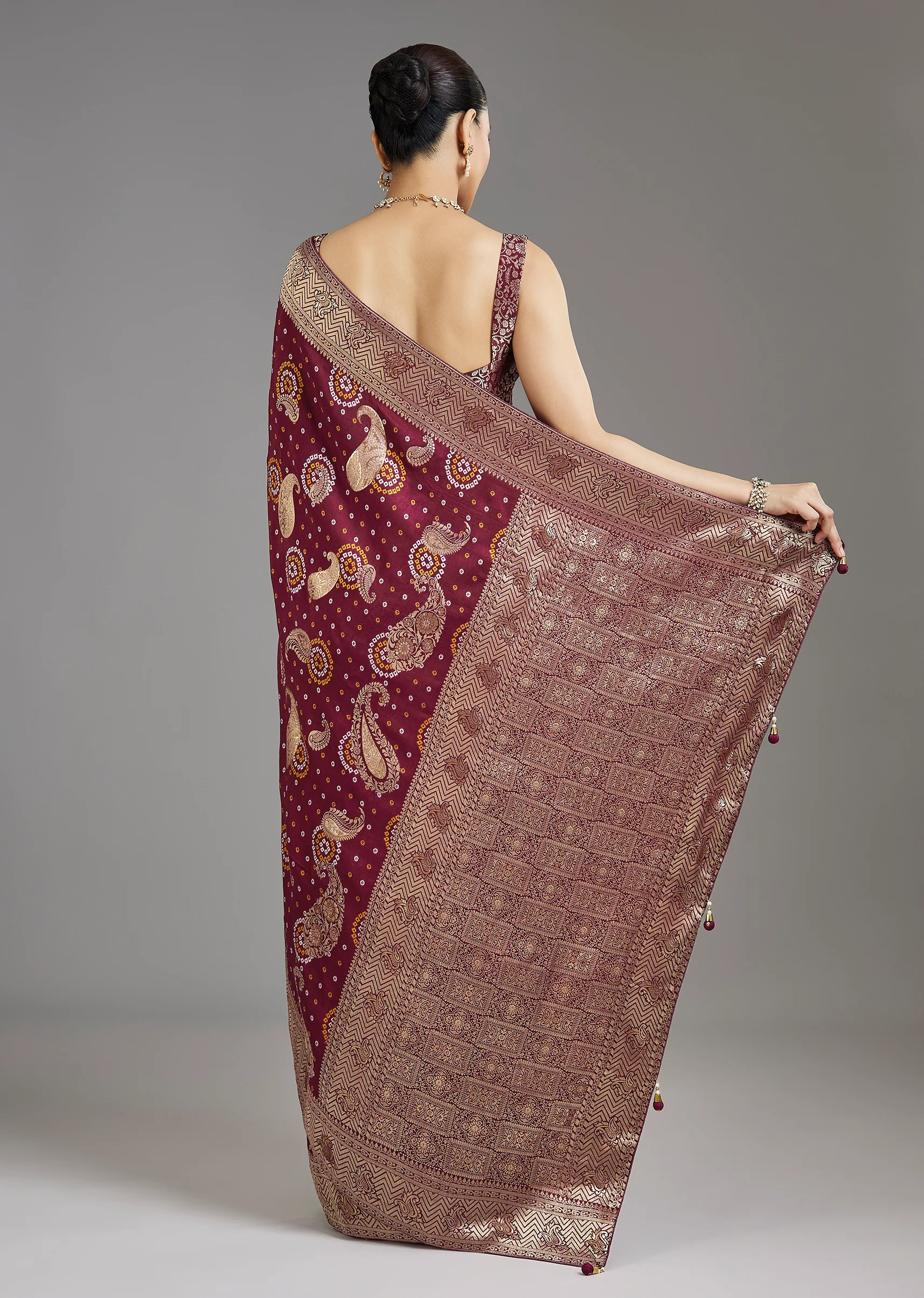 Wine Elegant Aura Dola Silk Saree - Image 6
