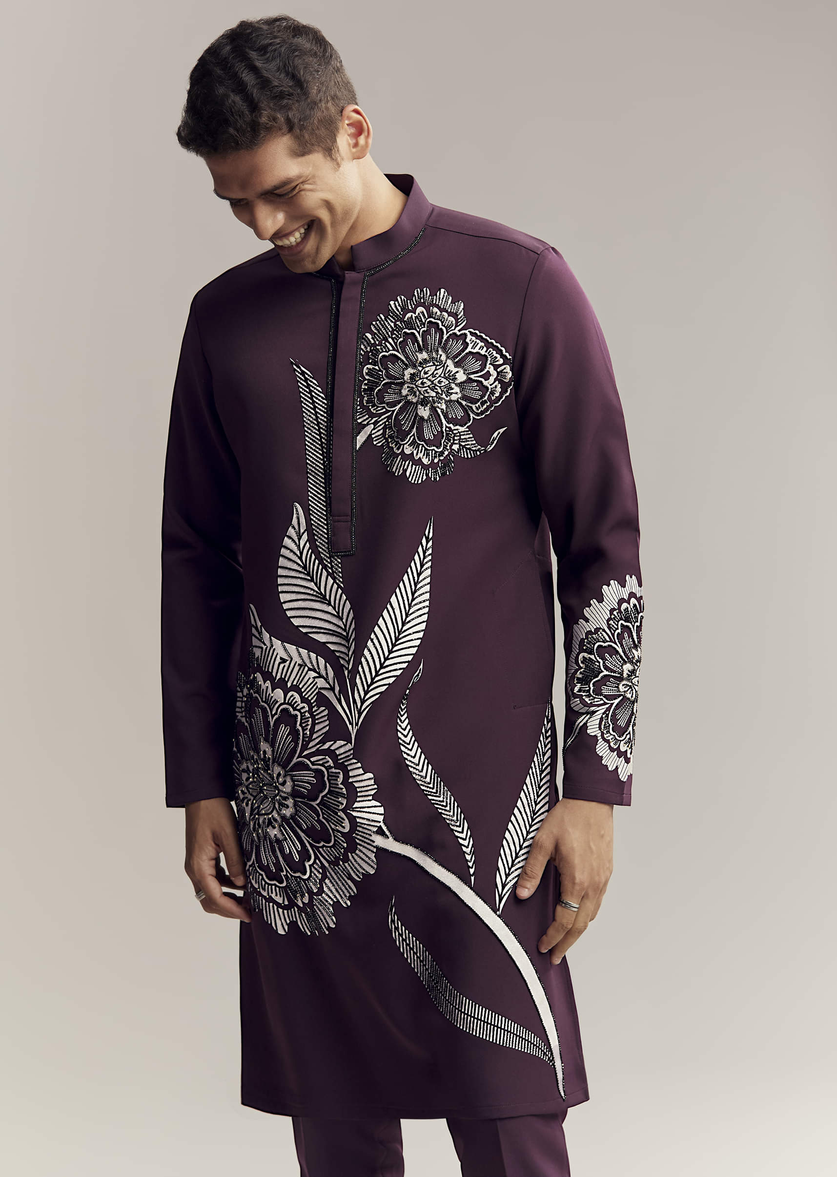 Wine Kurta Set For Men With Floral Print And Beads Work On Suiting Fabric - Image 4